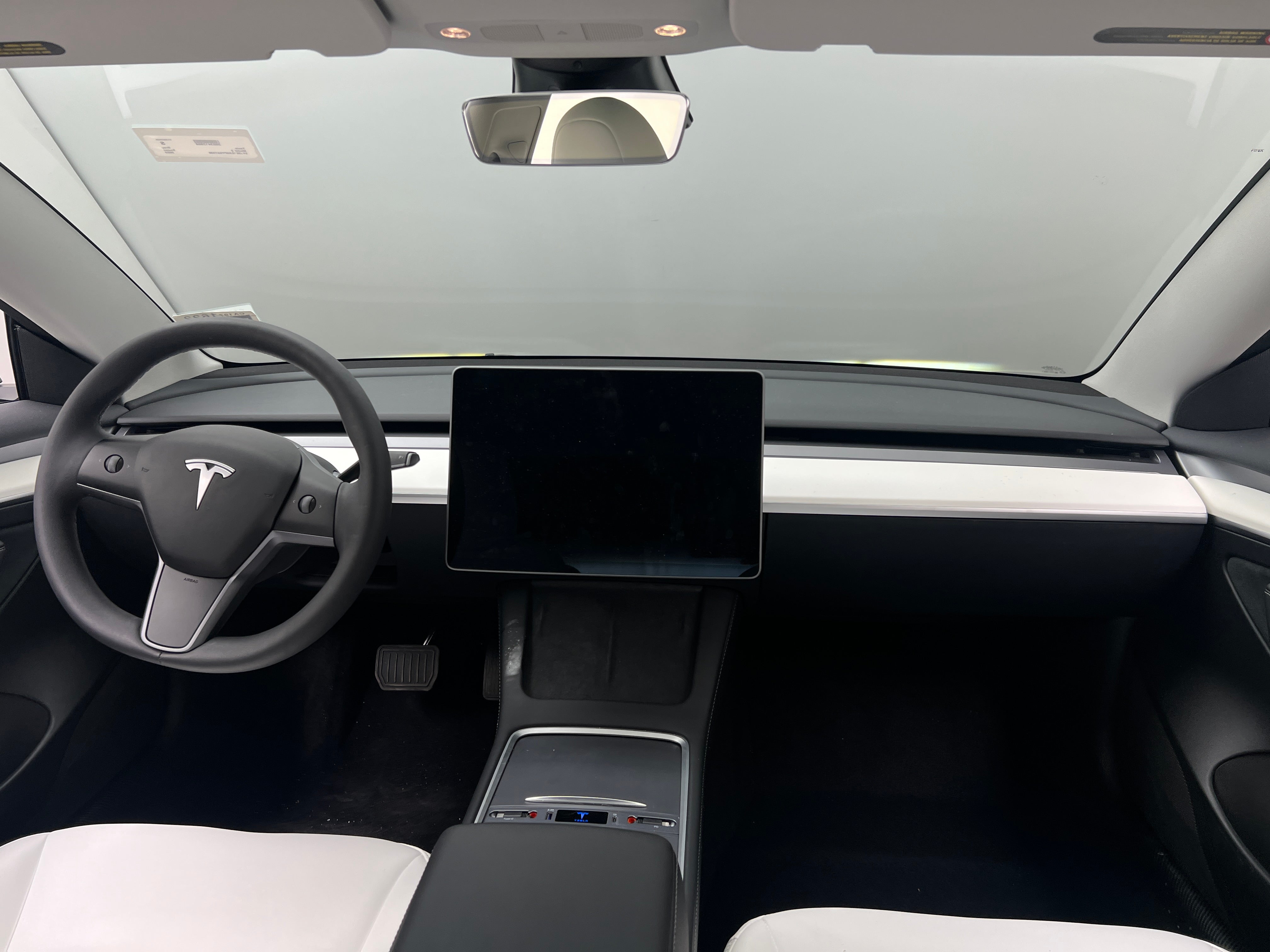 2023 Tesla Model 3 Standard Range 3