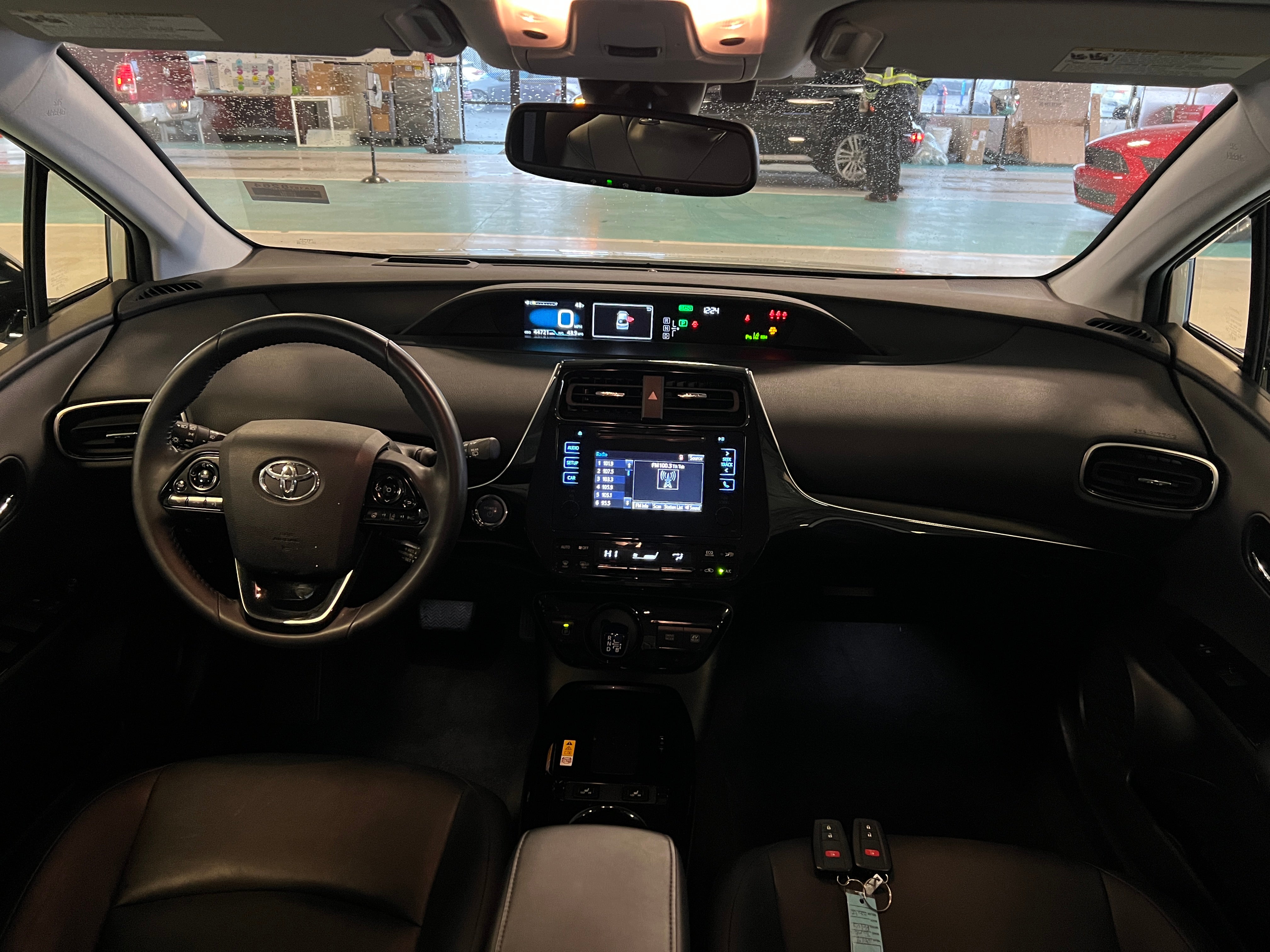 2019 Toyota Prius XLE 3