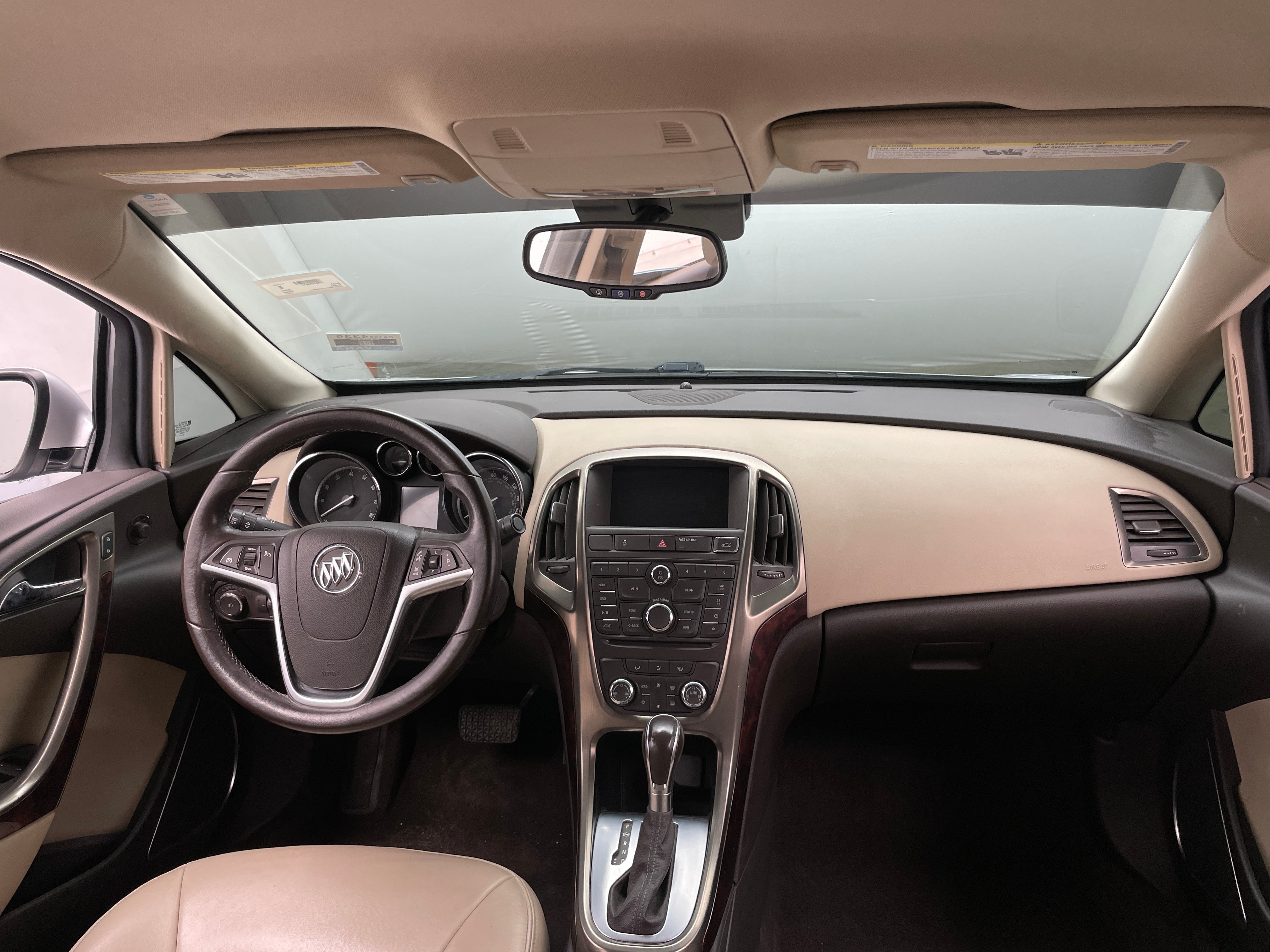 2014 Buick Verano Base 3