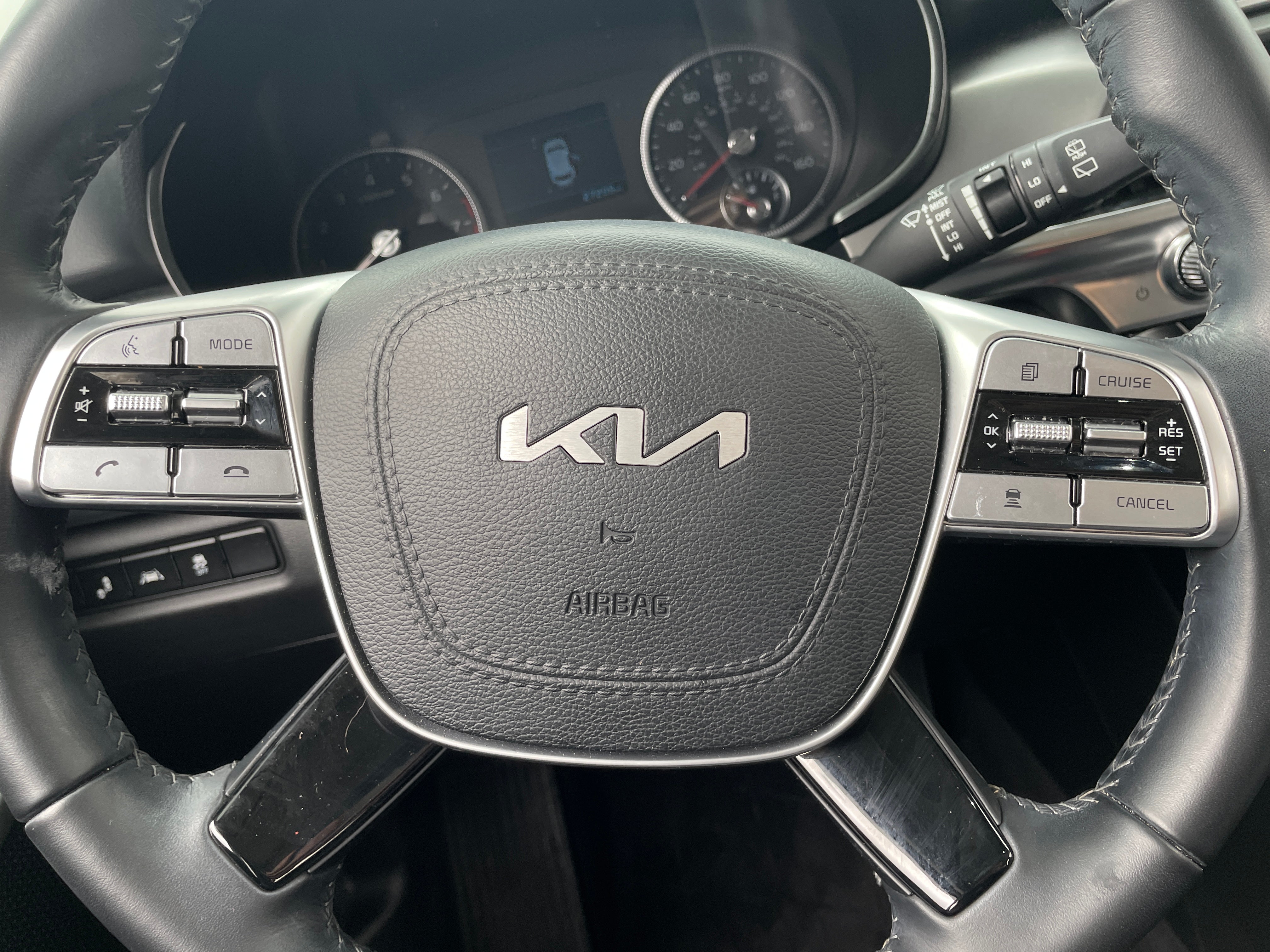 2022 Kia Telluride S 5