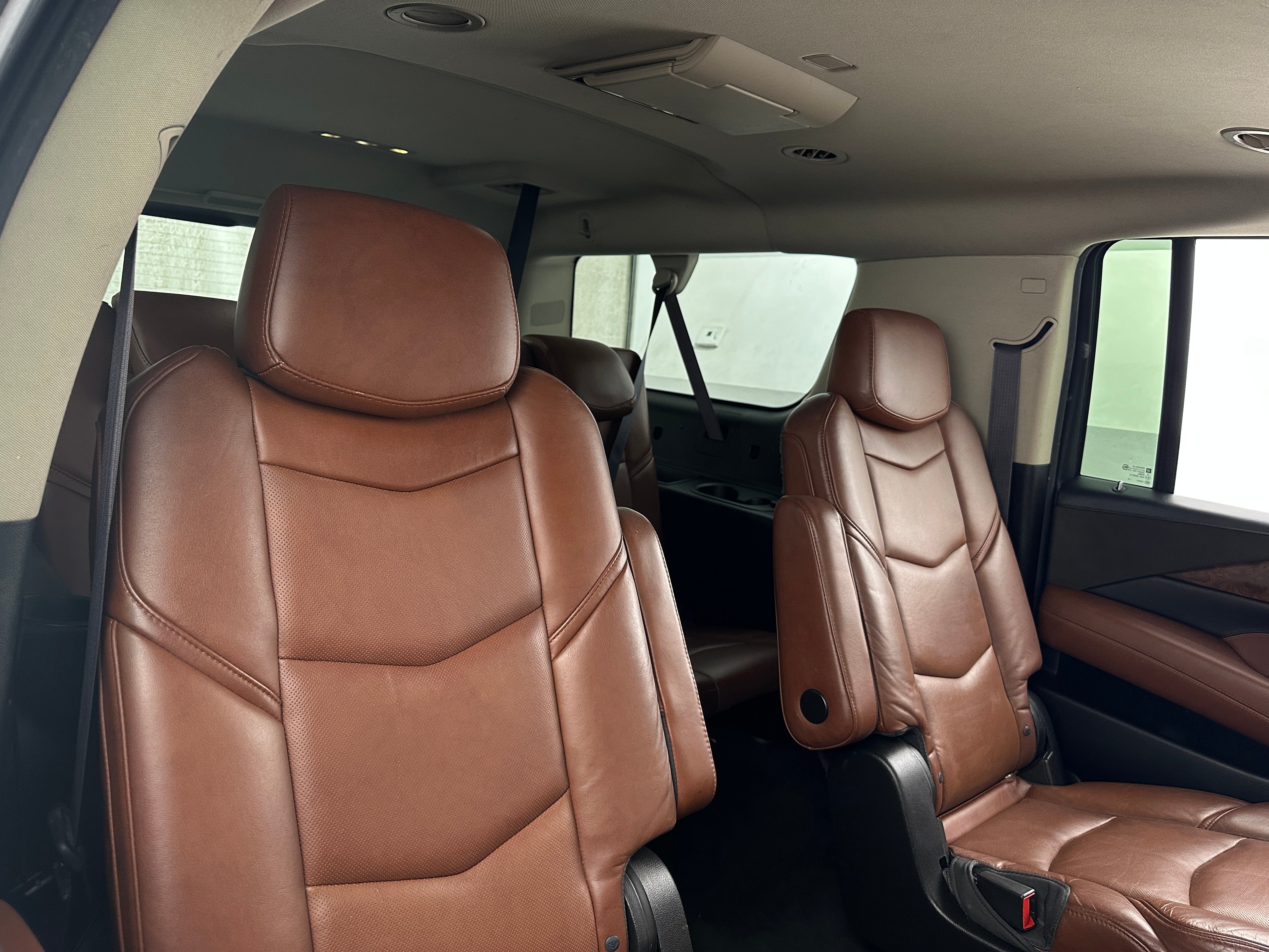 2016 Cadillac Escalade ESV Luxury 5