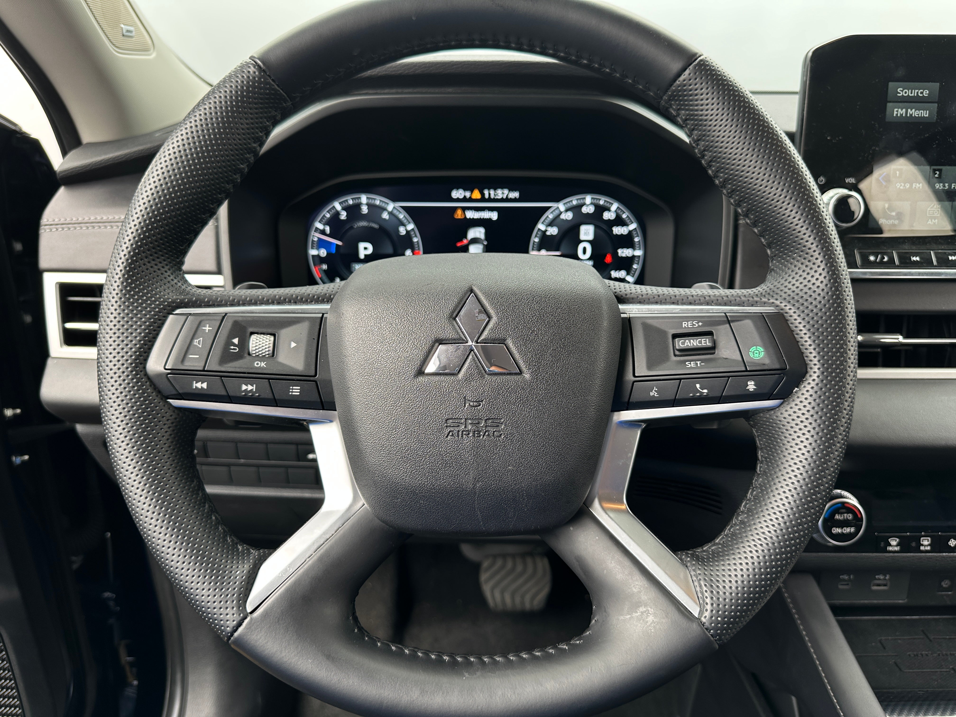 2024 Mitsubishi Outlander SE 5