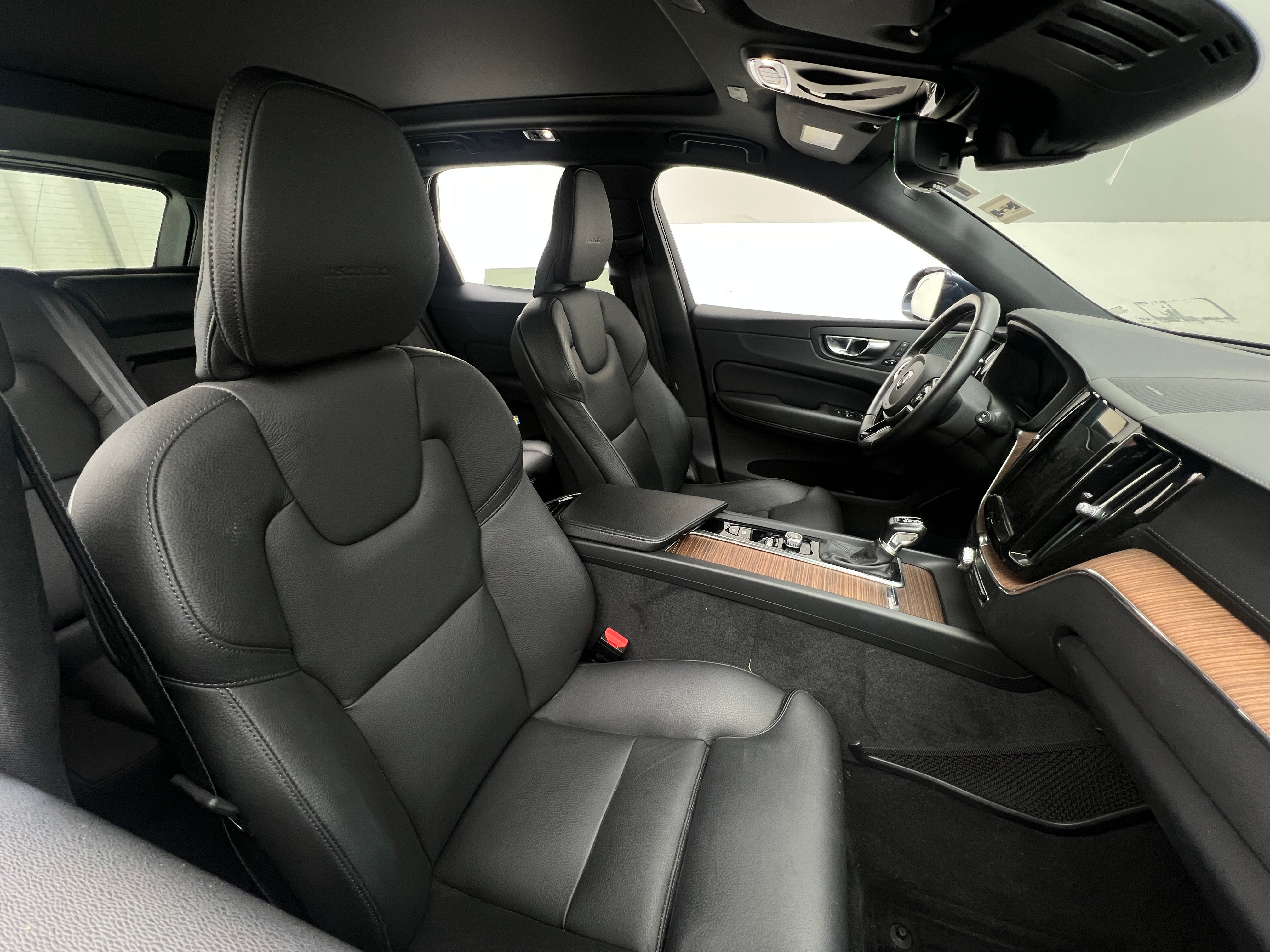 2020 Volvo XC60 T6 Inscription 2