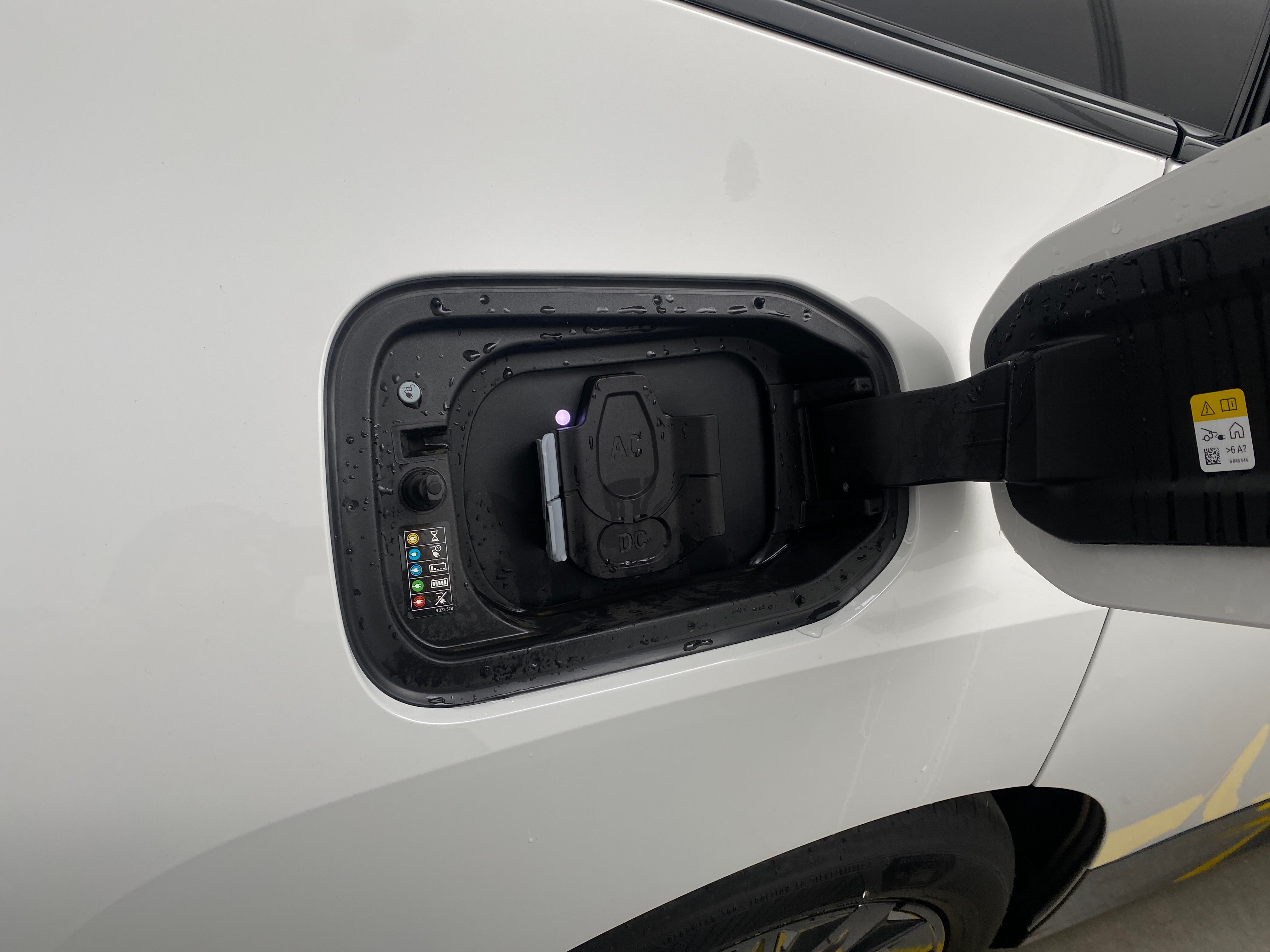 Used 2024 BMW iX Base with VIN WB523CF08RCR90394 for sale in Oak Creek, WI