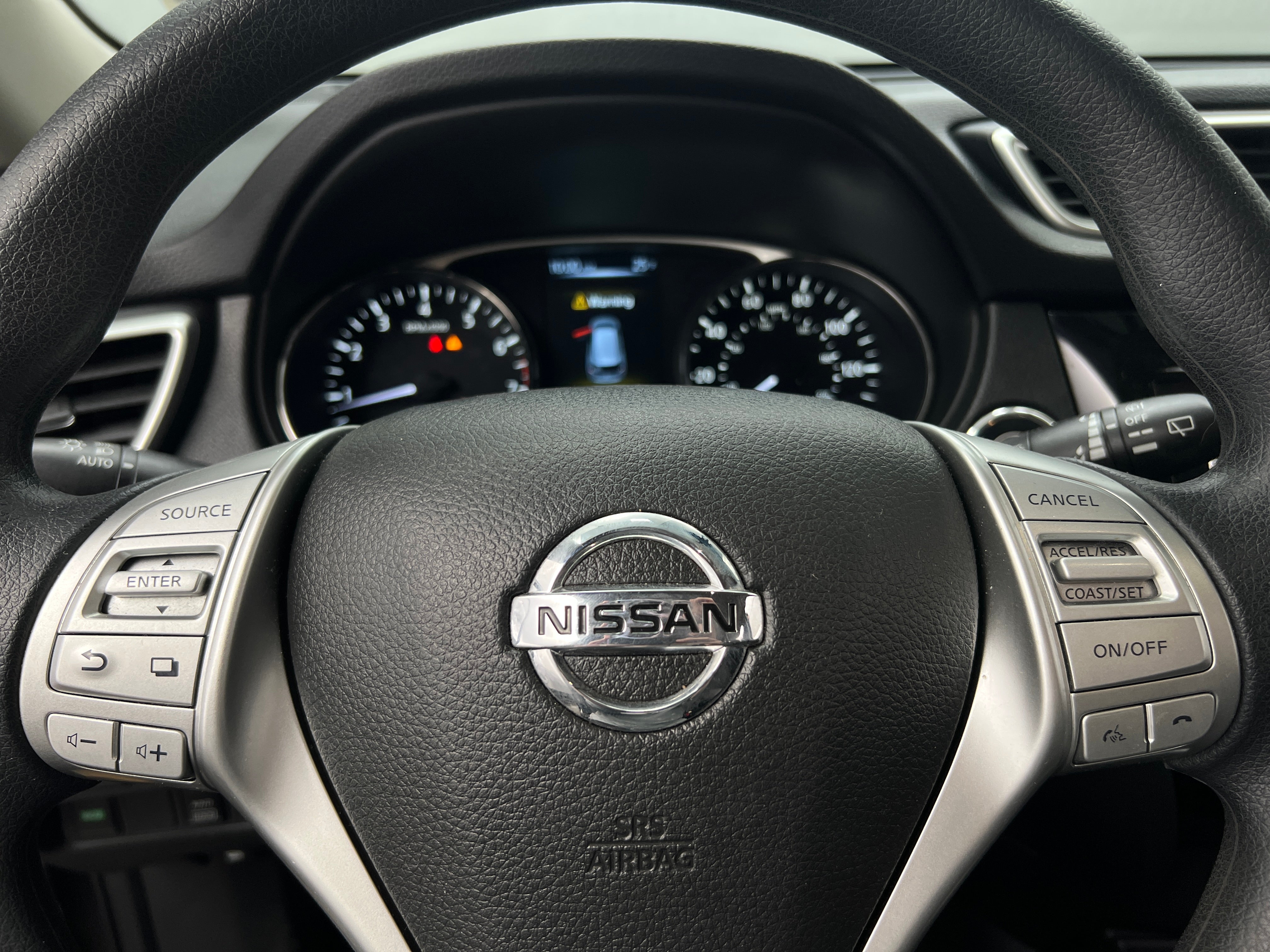 2016 Nissan Rogue SV 5