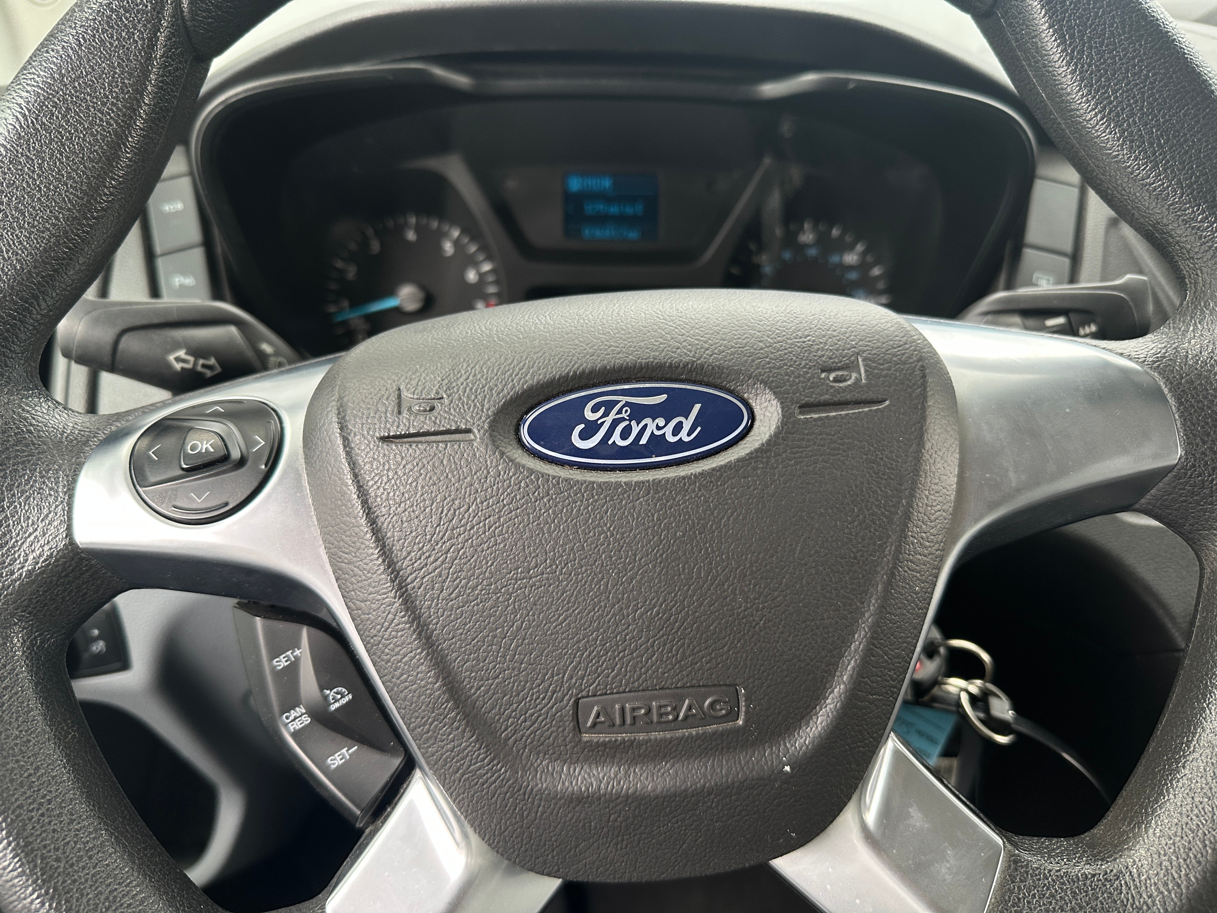 2019 Ford Transit Series 150 XLT 5