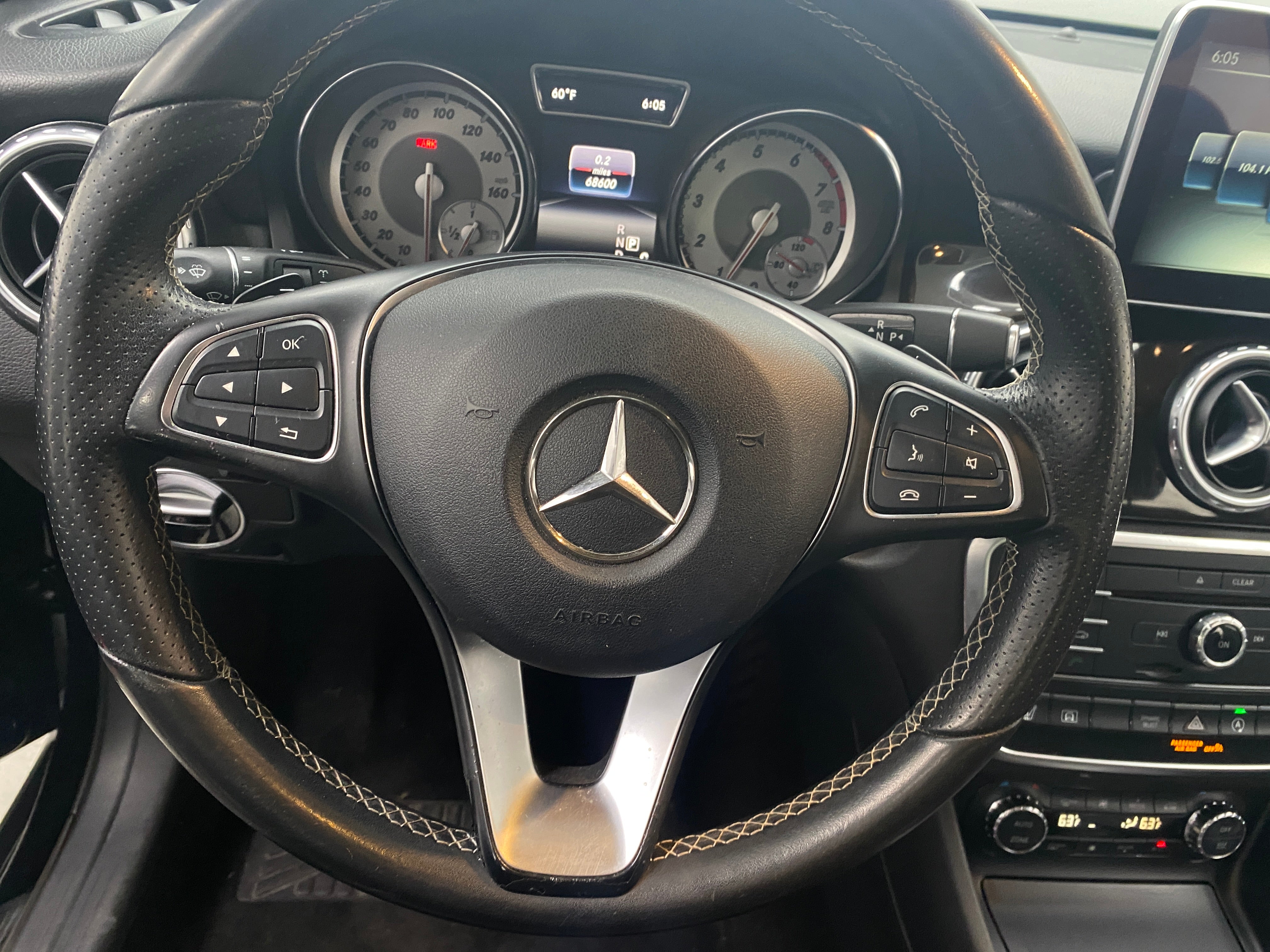 2016 Mercedes-Benz GLA 250 4MATIC 5