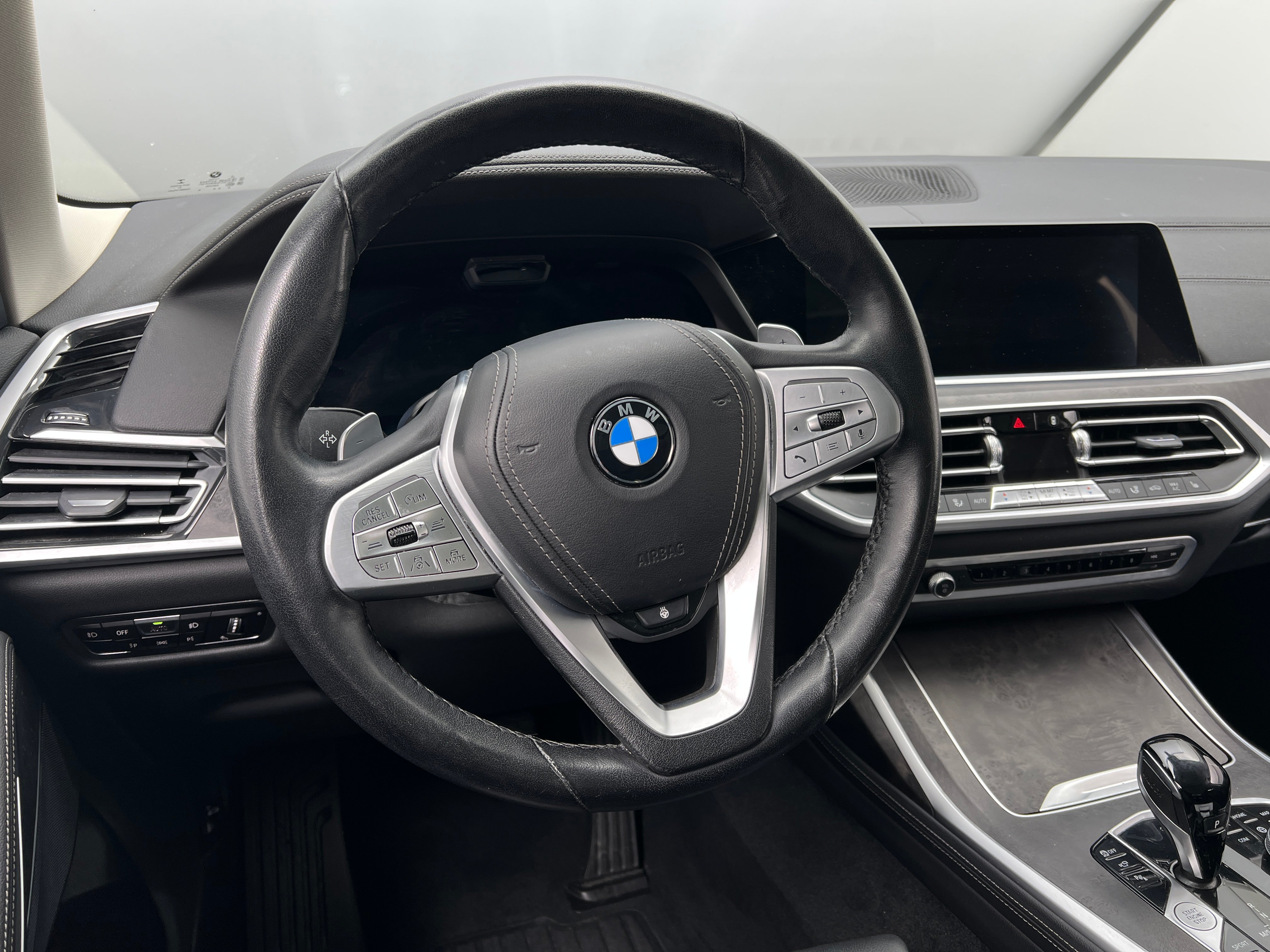 2022 BMW X7 xDrive40i 5