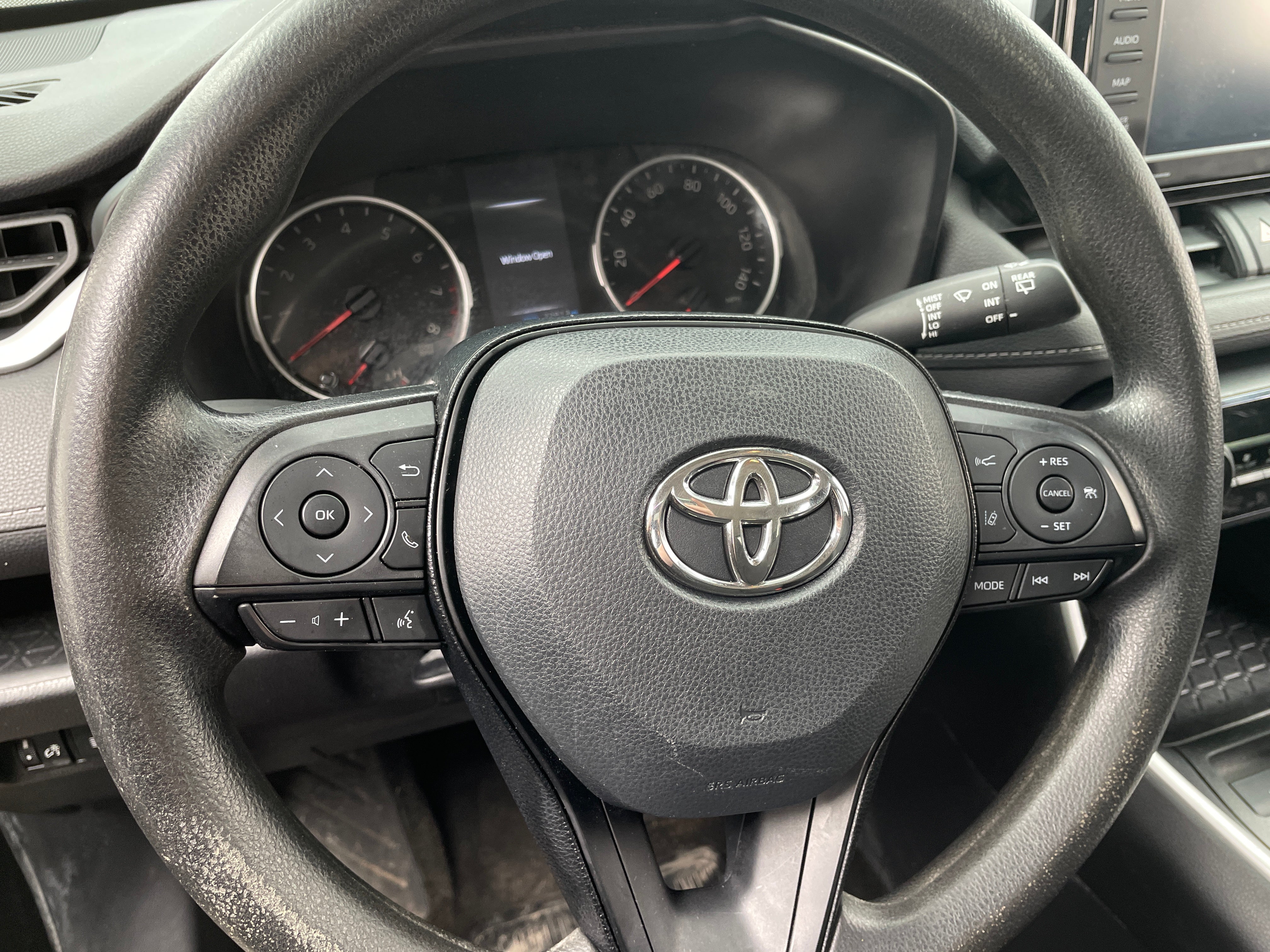 2021 Toyota RAV4 LE 5