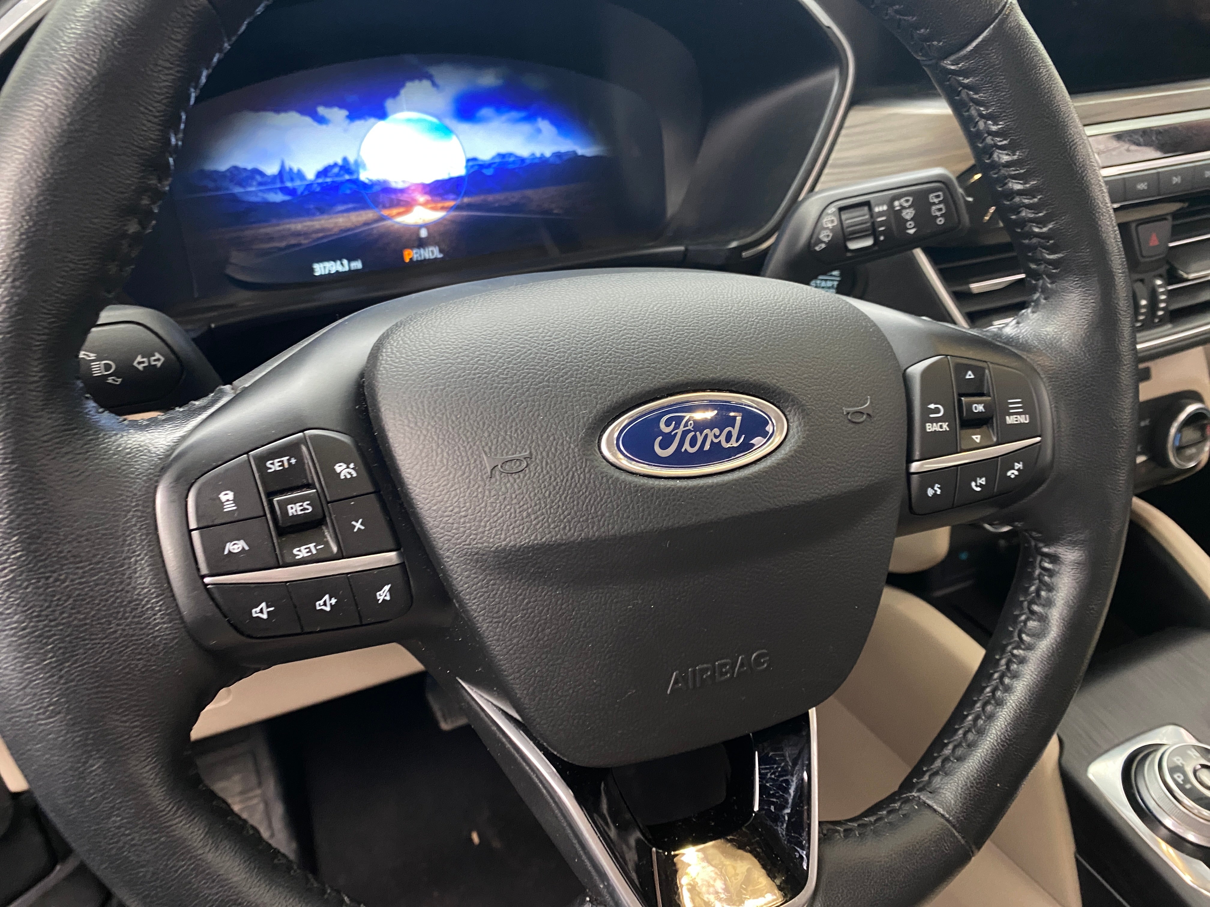 2020 Ford Escape Titanium Hybrid 5