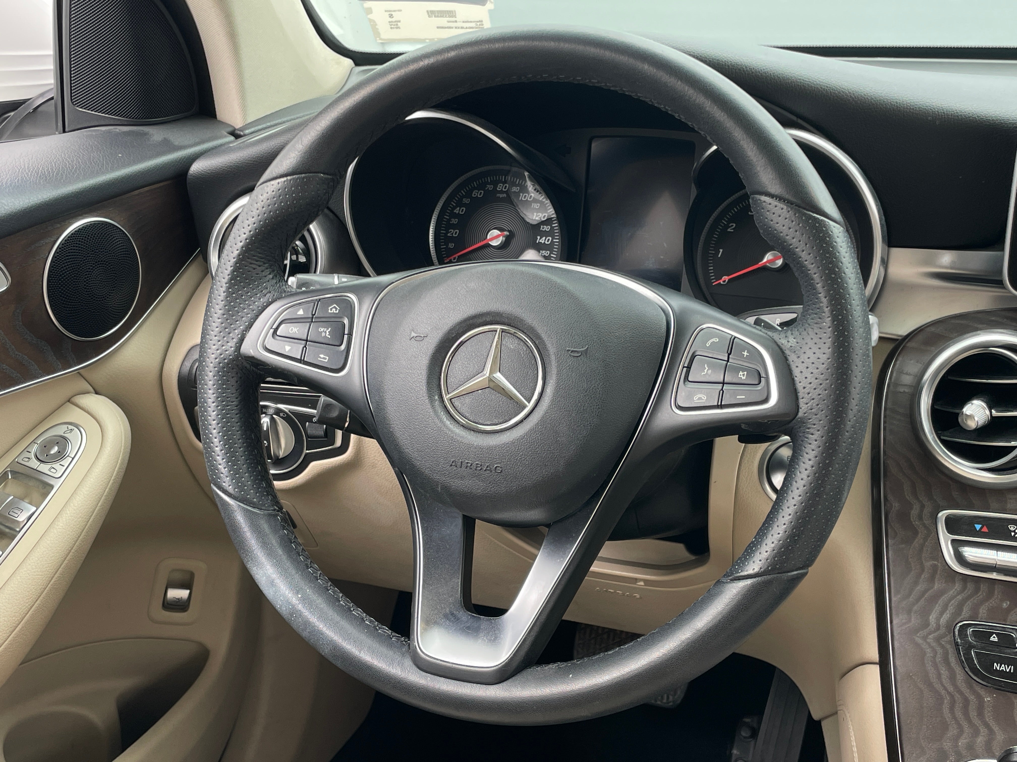 2019 Mercedes-Benz GLC 300 5