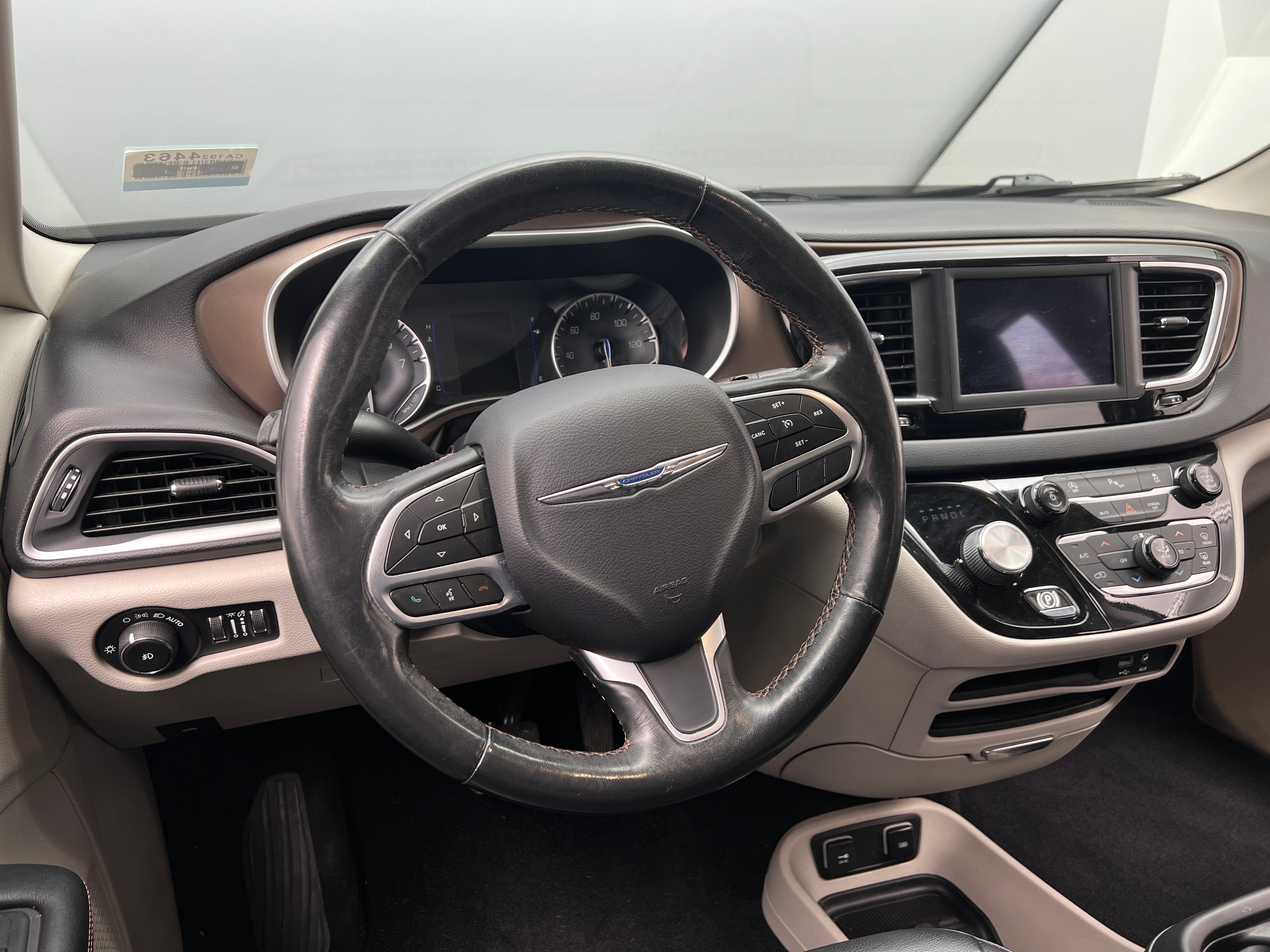 2019 Chrysler Pacifica Touring L 4