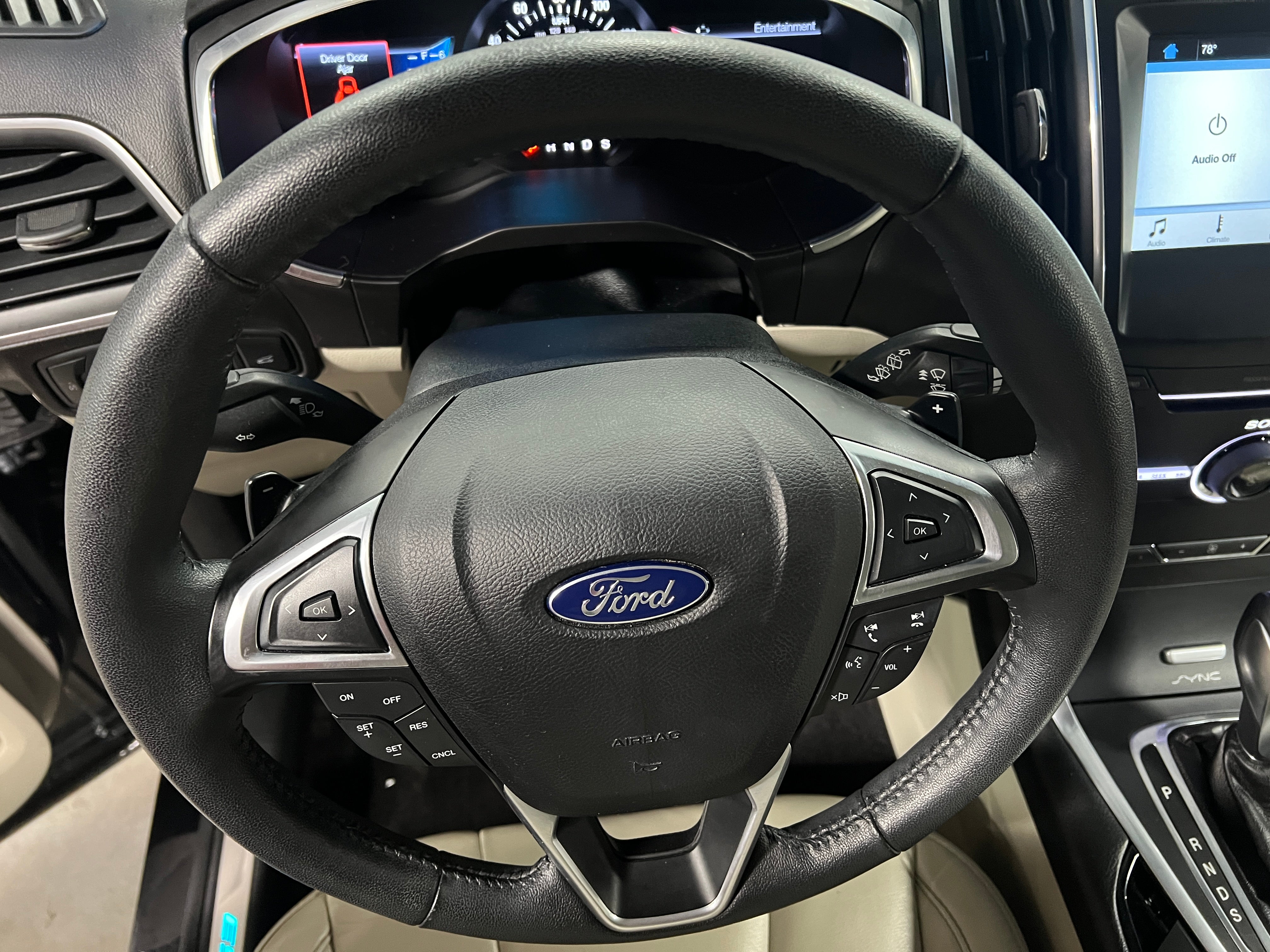 2016 Ford Edge Titanium 5