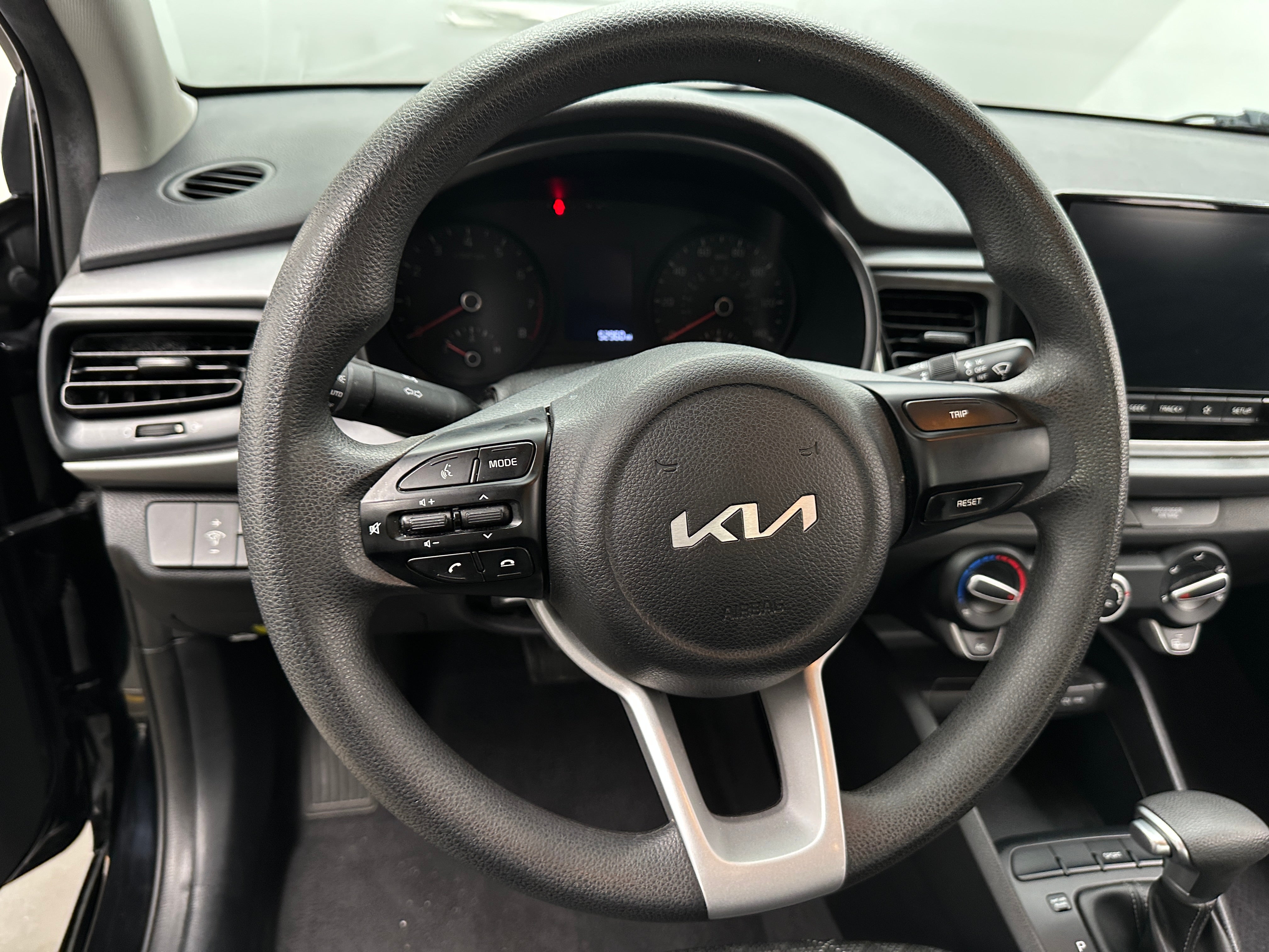 2022 Kia Rio LX 5