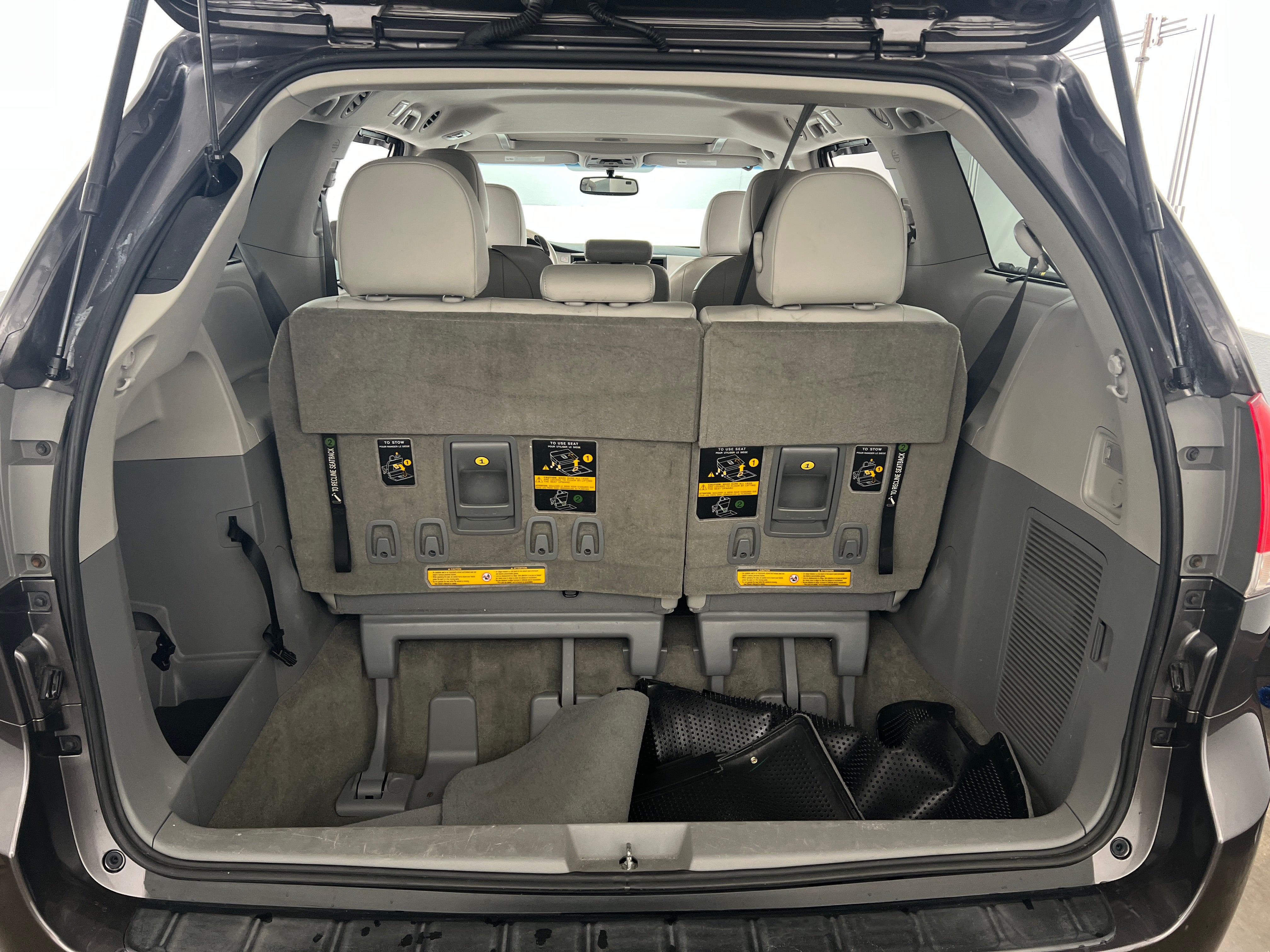 2013 Toyota Sienna XLE 6