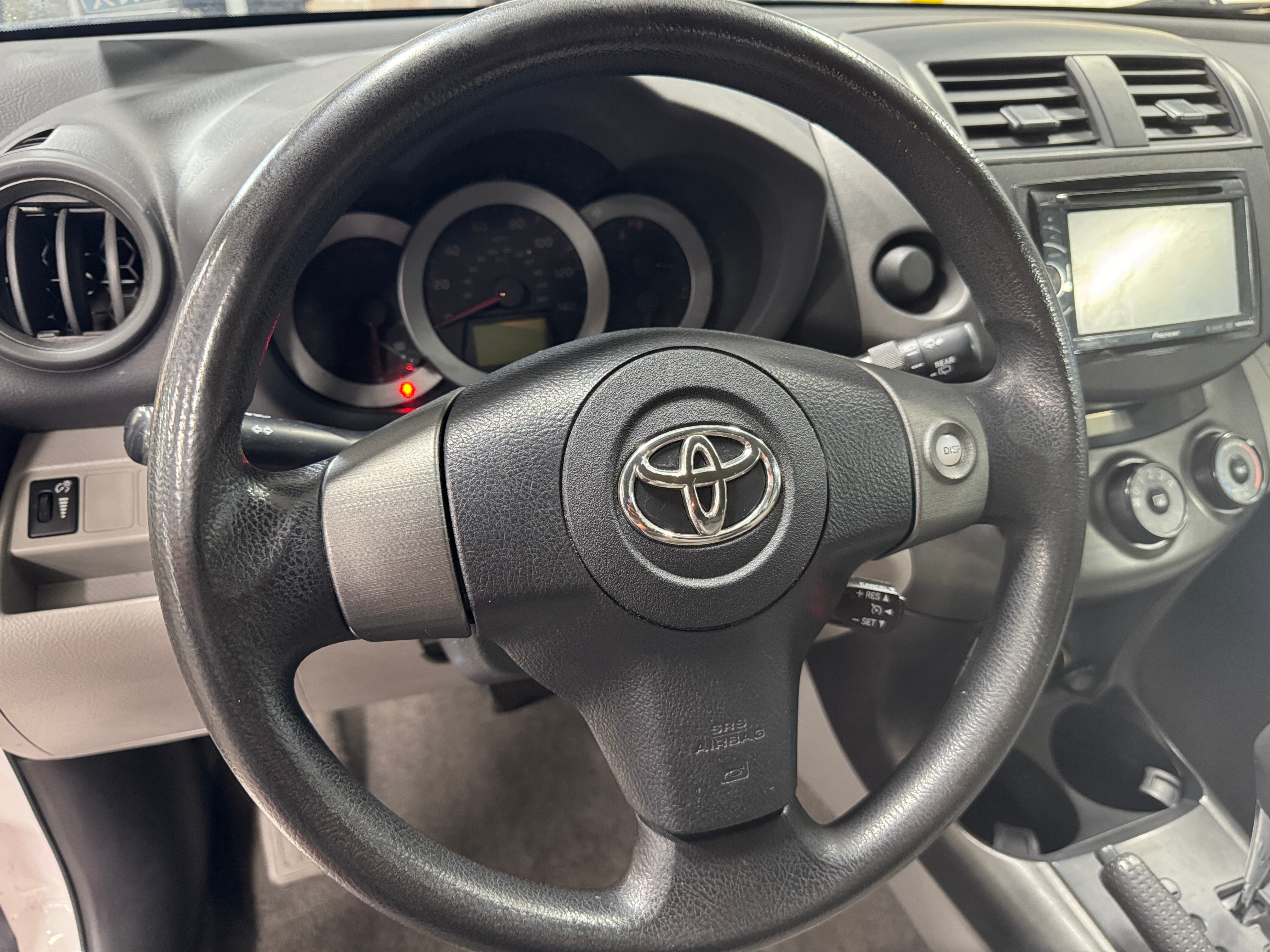 2011 Toyota RAV4 Base 5