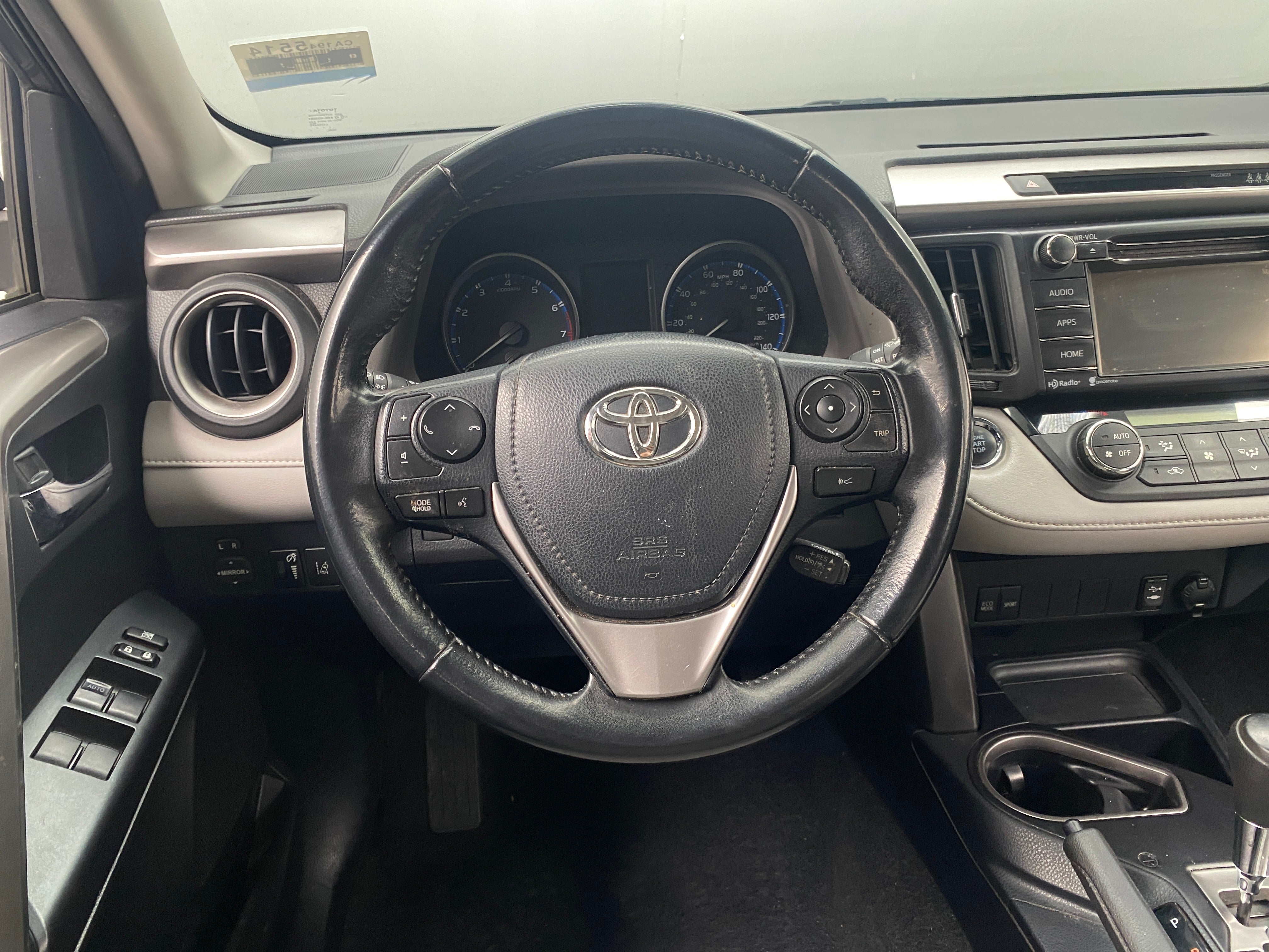 2018 Toyota RAV4 XLE 5