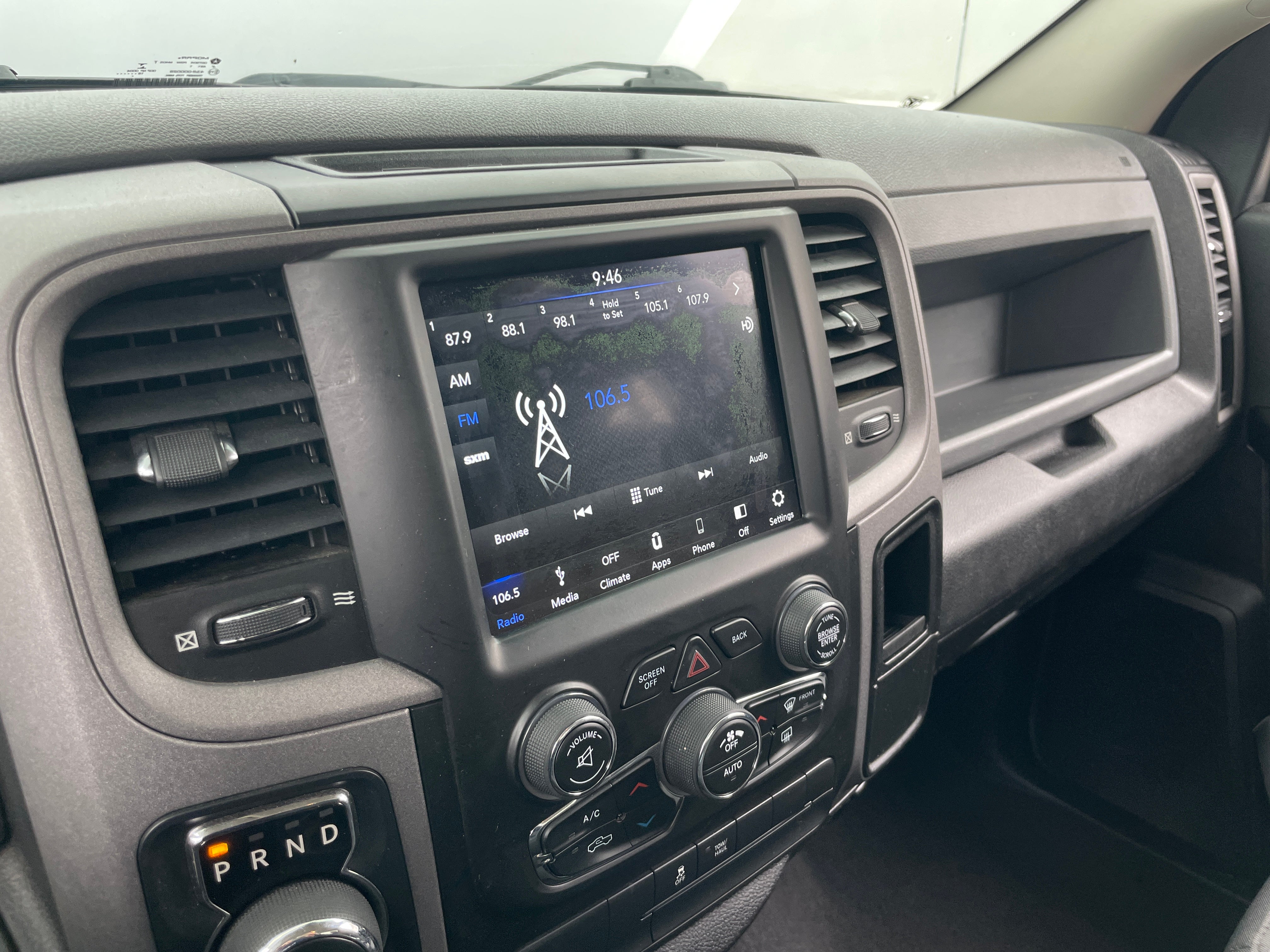 2019 RAM 1500 Classic Express 4