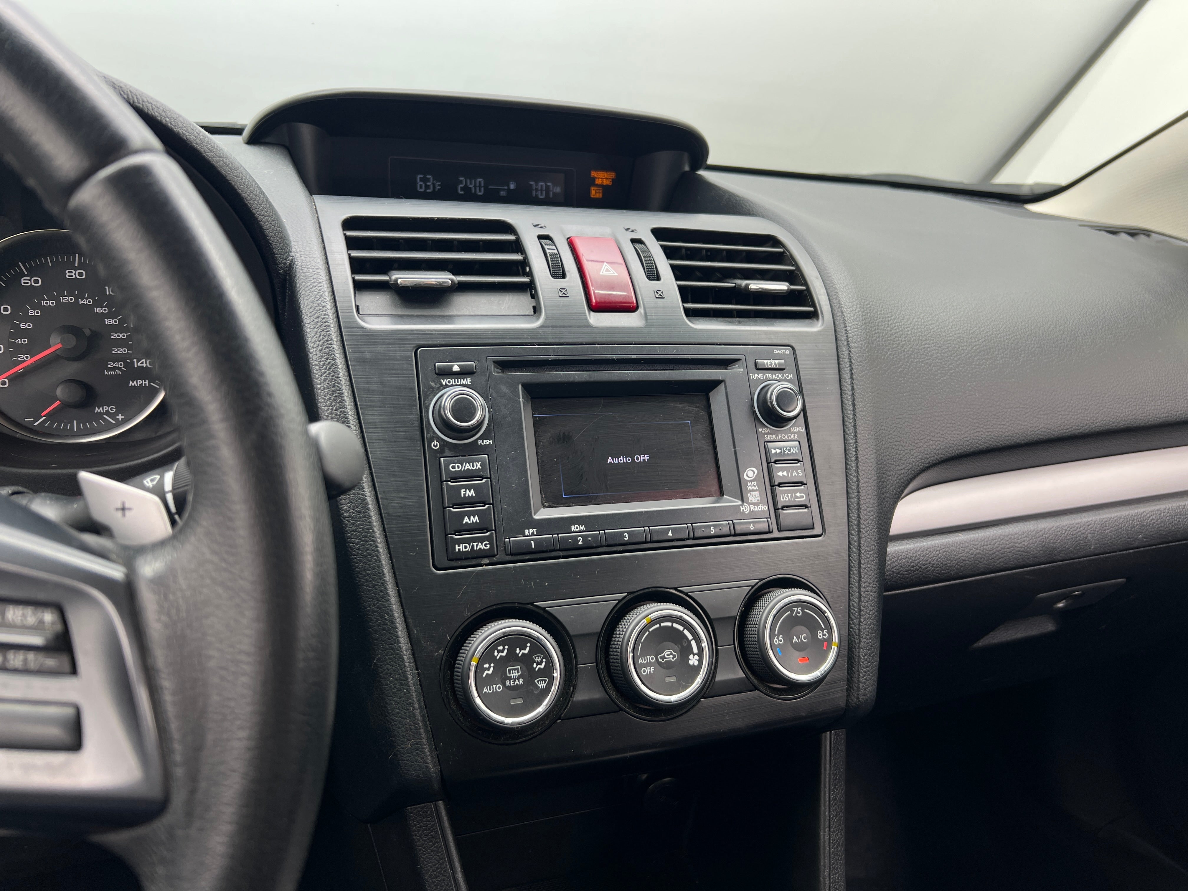 2013 Subaru XV Crosstrek Limited 3