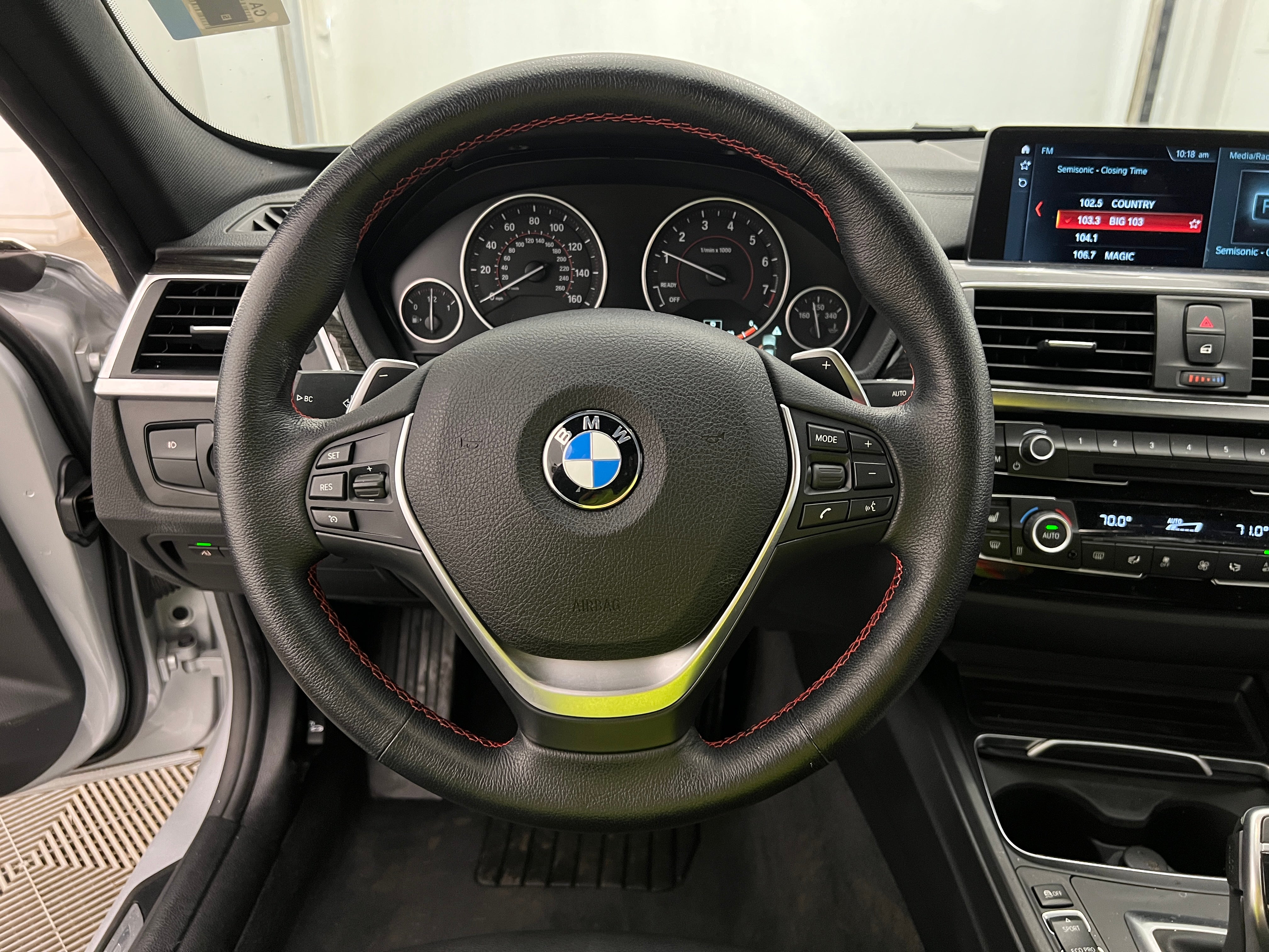 2018 BMW 3 Series 330i xDrive 5