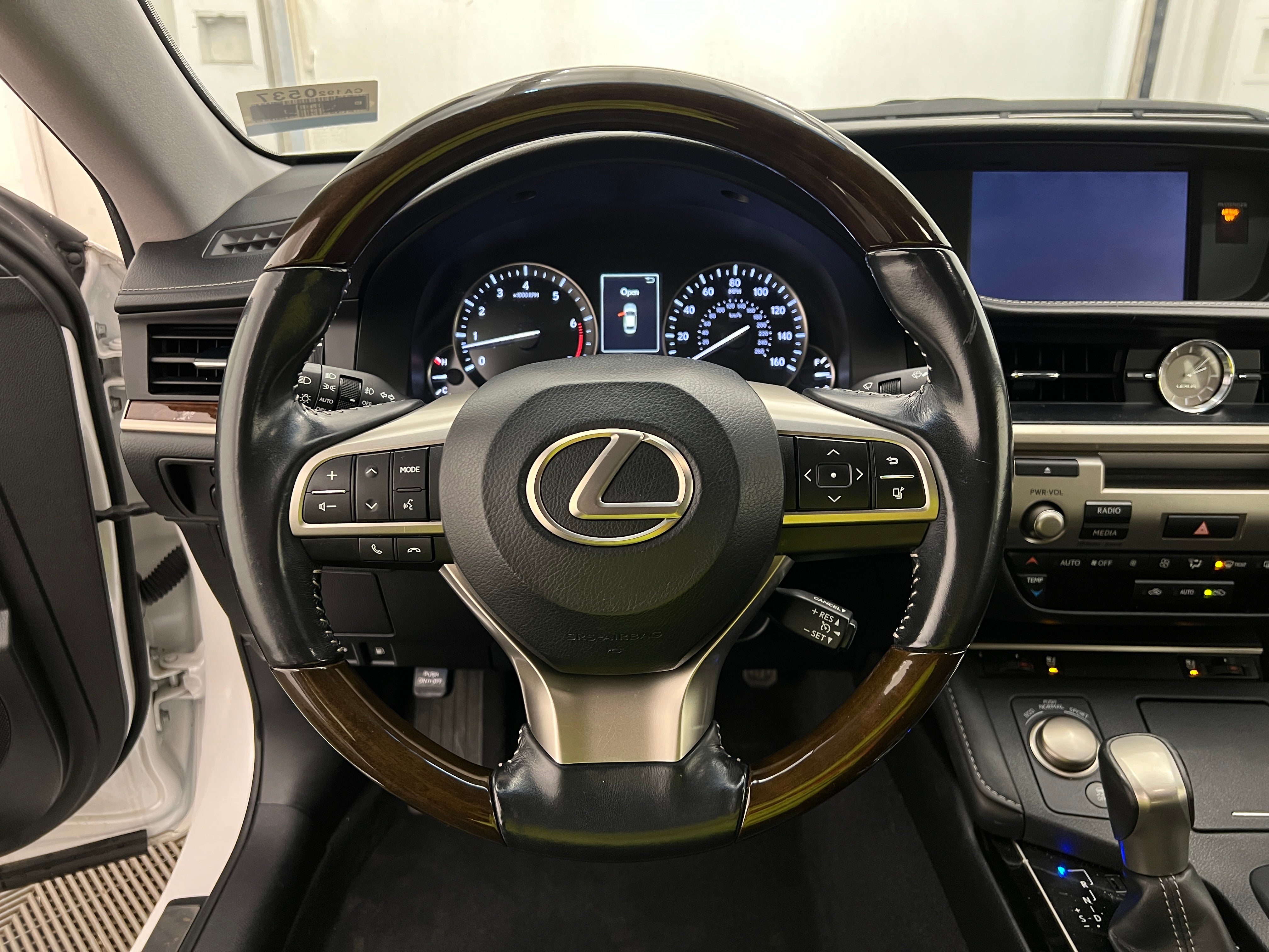 2016 Lexus ES 350 5