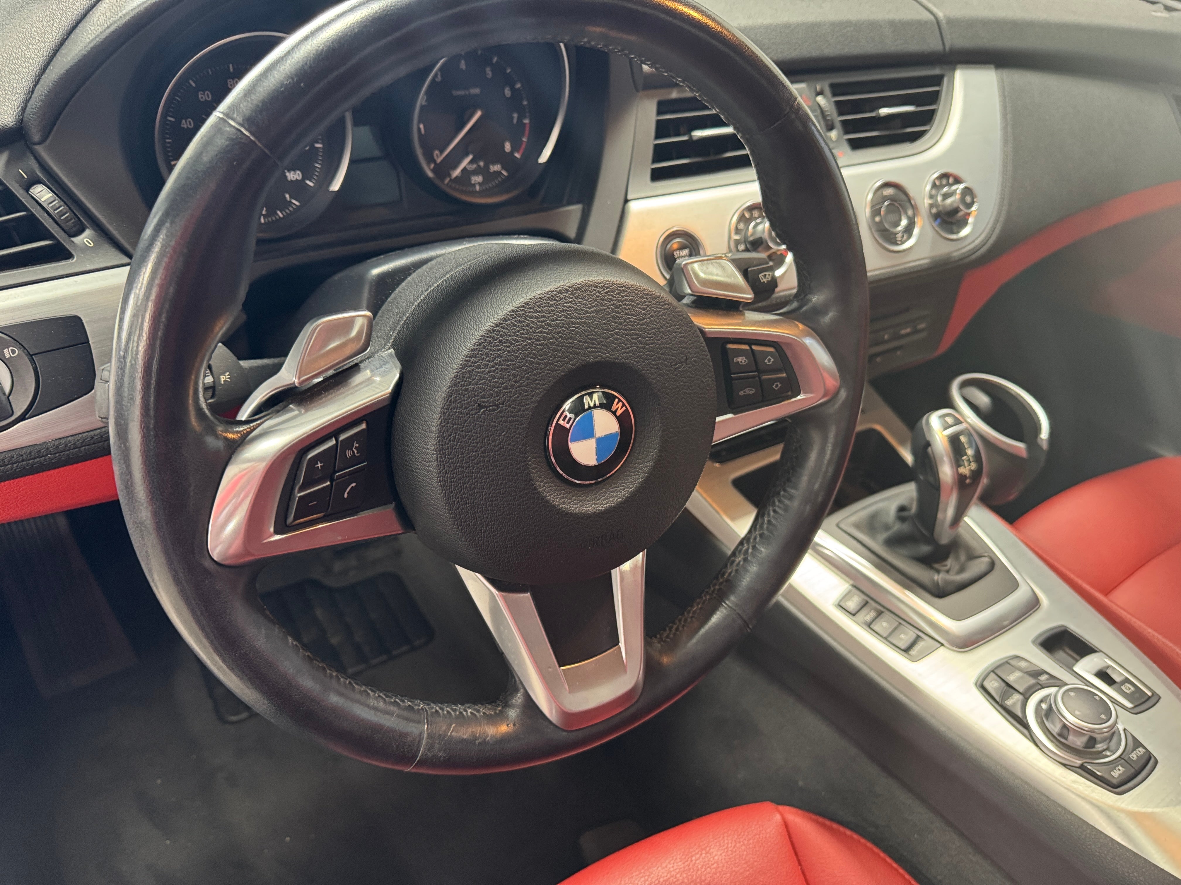 2011 BMW Z4 sDrive35i 4