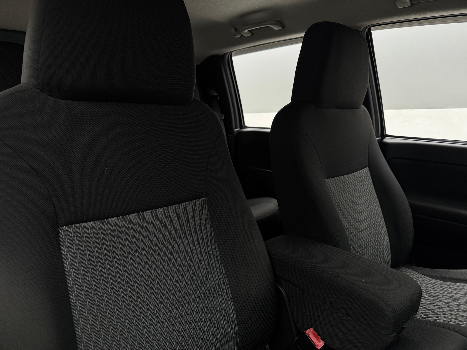 Thumbnail: 2011 Chevrolet Colorado - 2