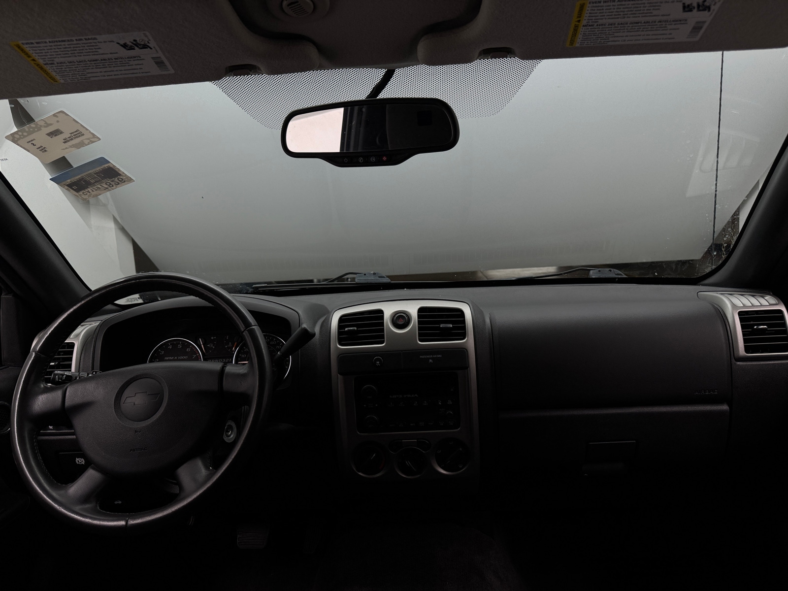 Thumbnail: 2011 Chevrolet Colorado - 3