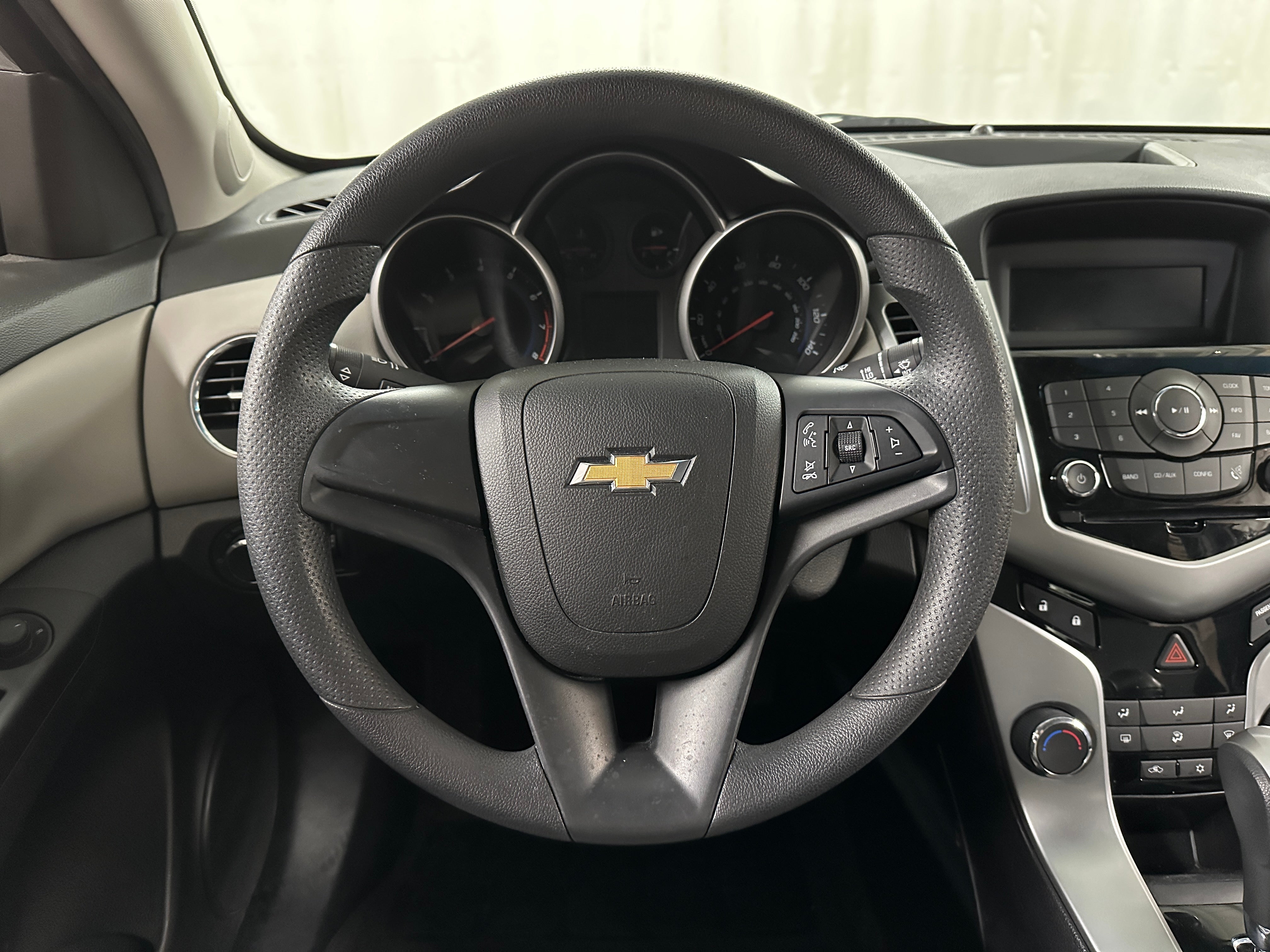 2014 Chevrolet Cruze LS 5