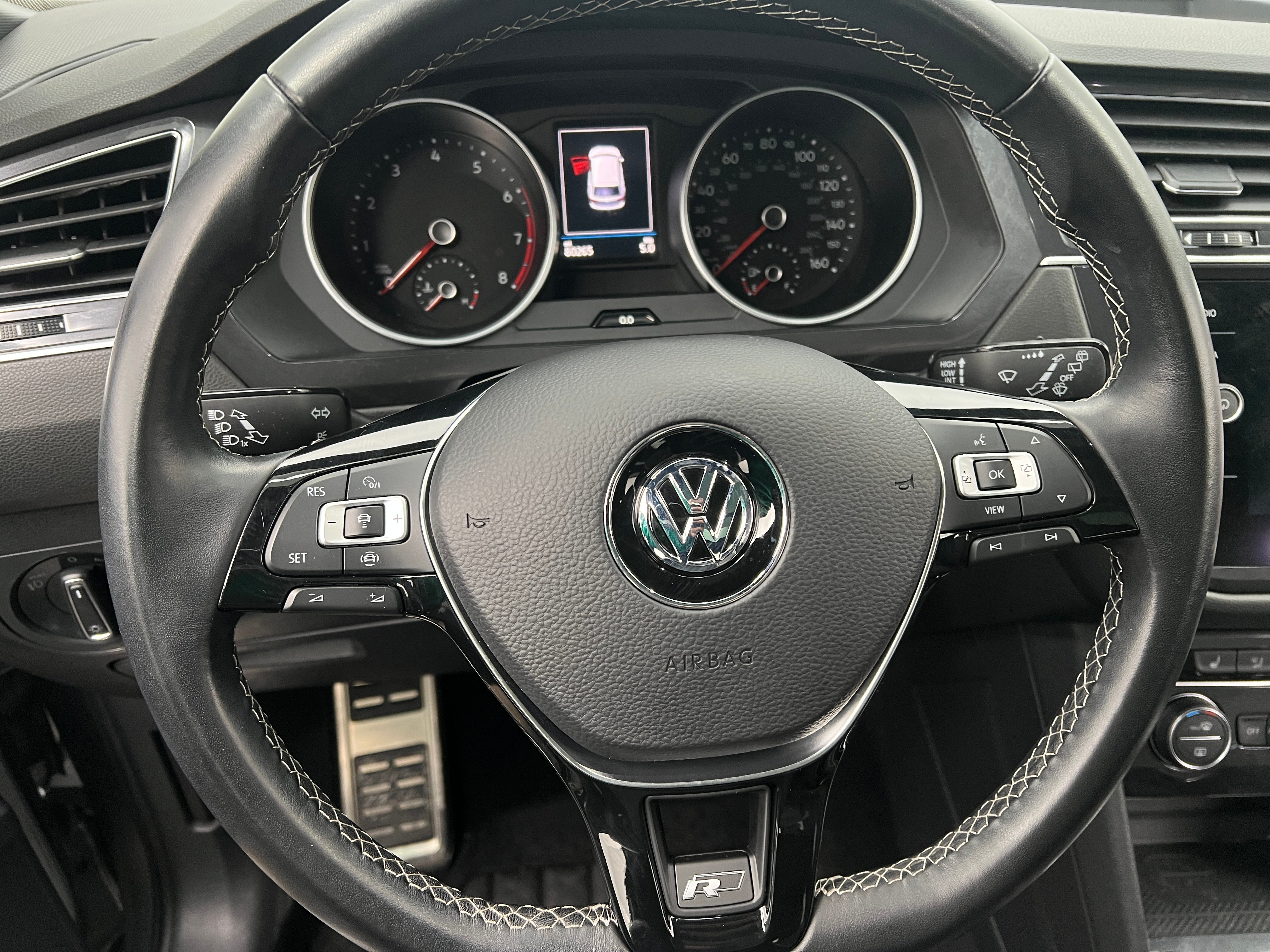 2021 Volkswagen Tiguan SE R-Line Black 5