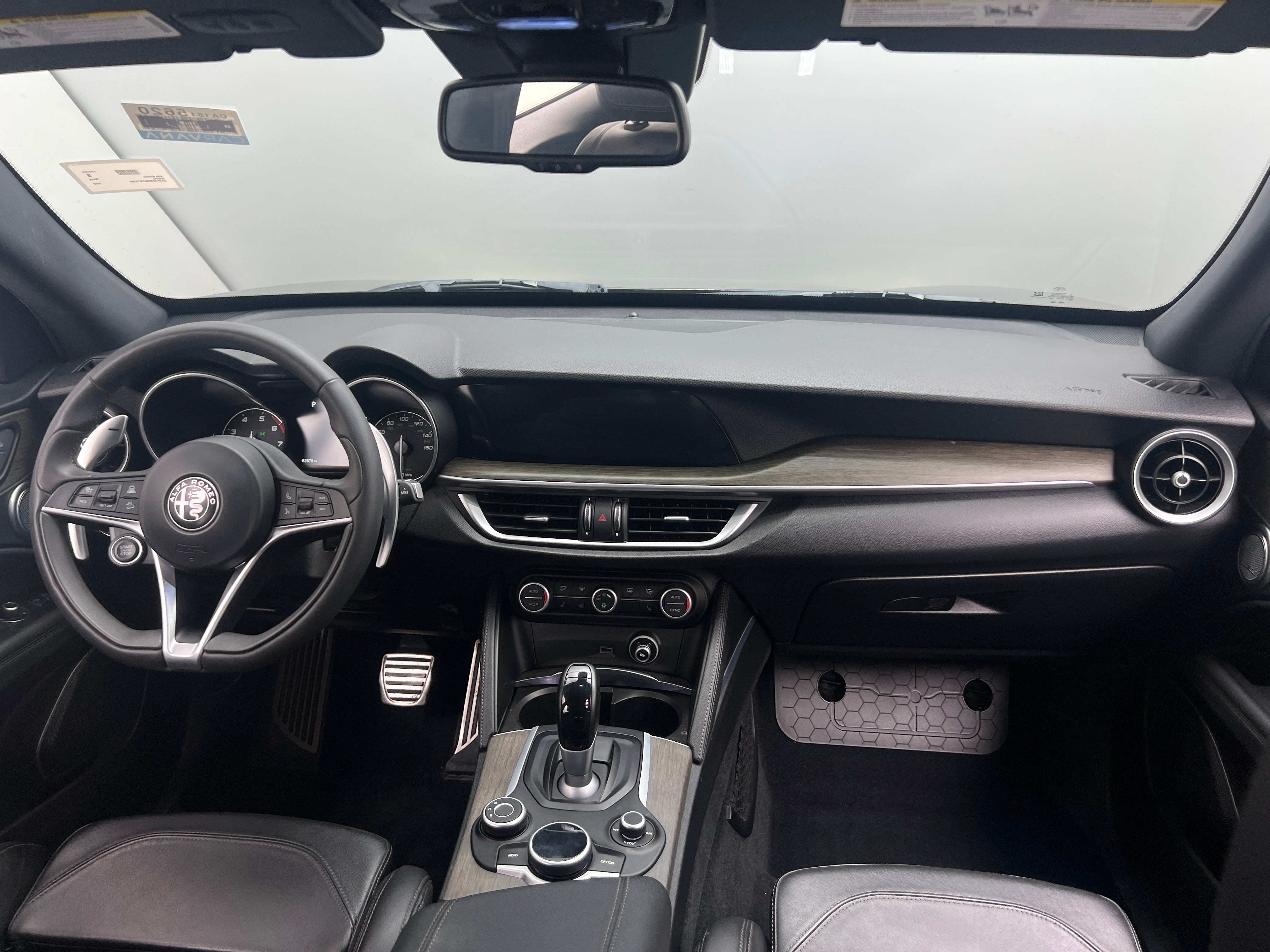 2018 Alfa Romeo Stelvio Ti Sport 2