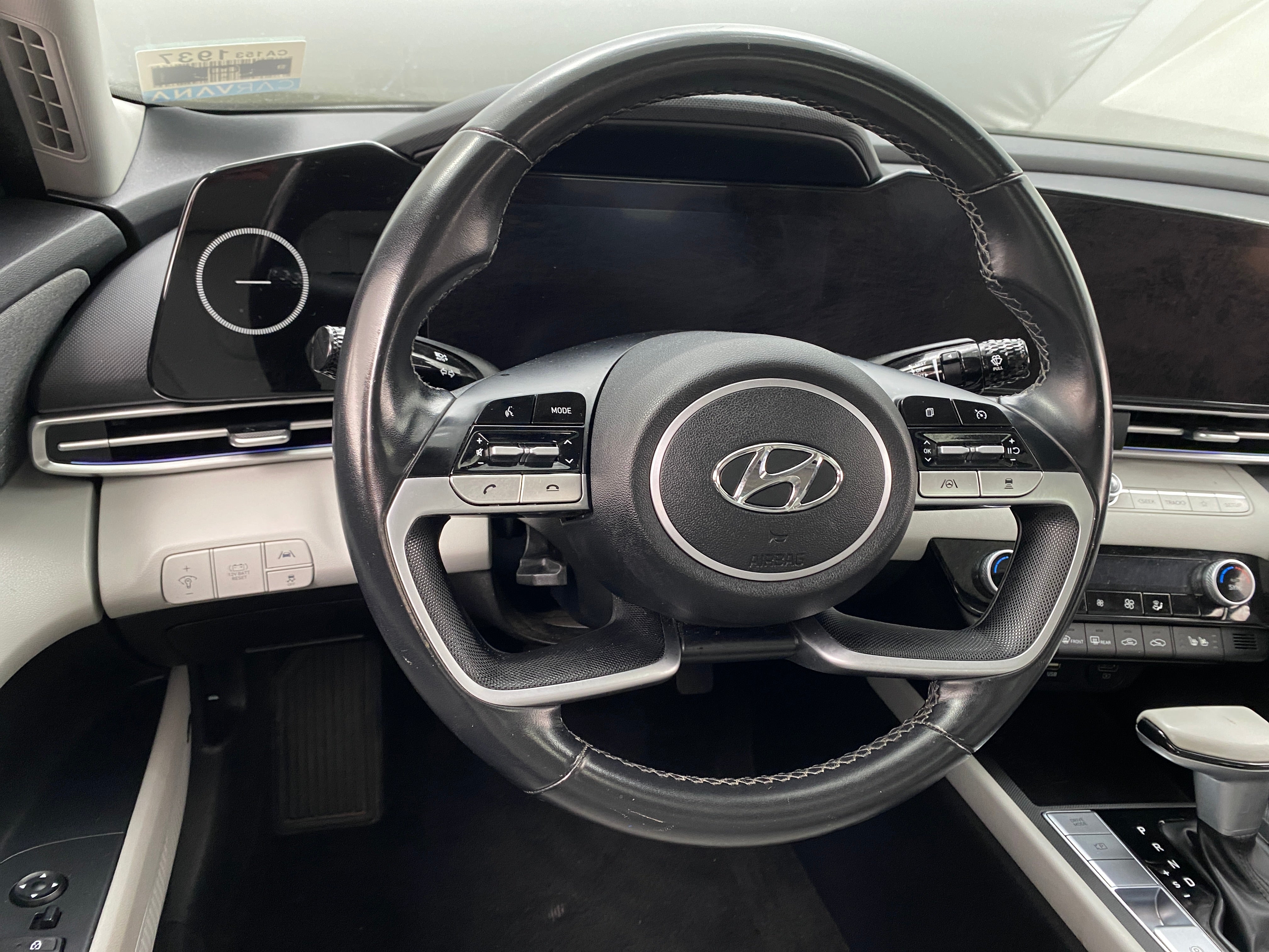 2023 Hyundai Elantra Limited Edition 4