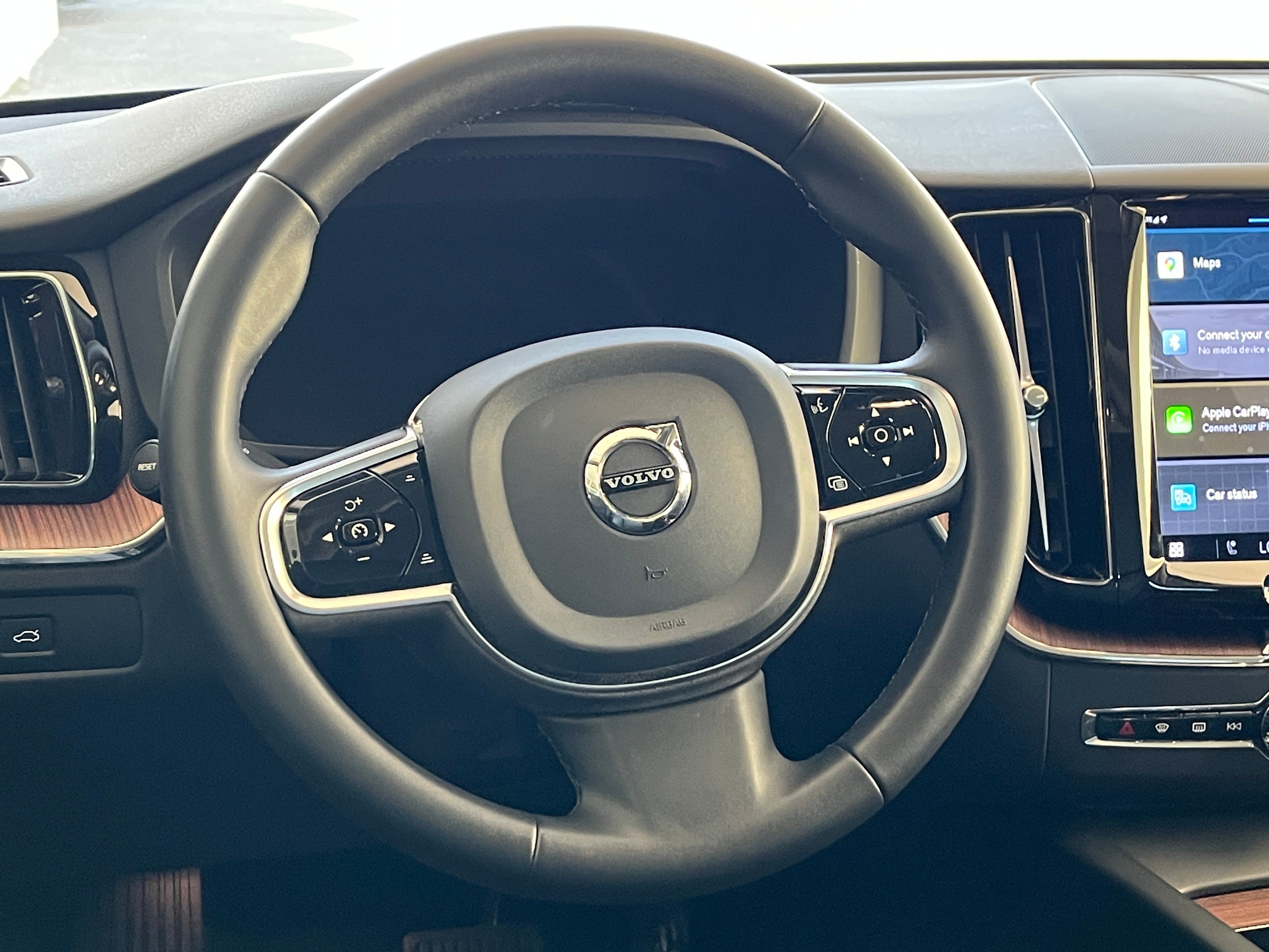 2023 Volvo XC60 B5 Plus 5