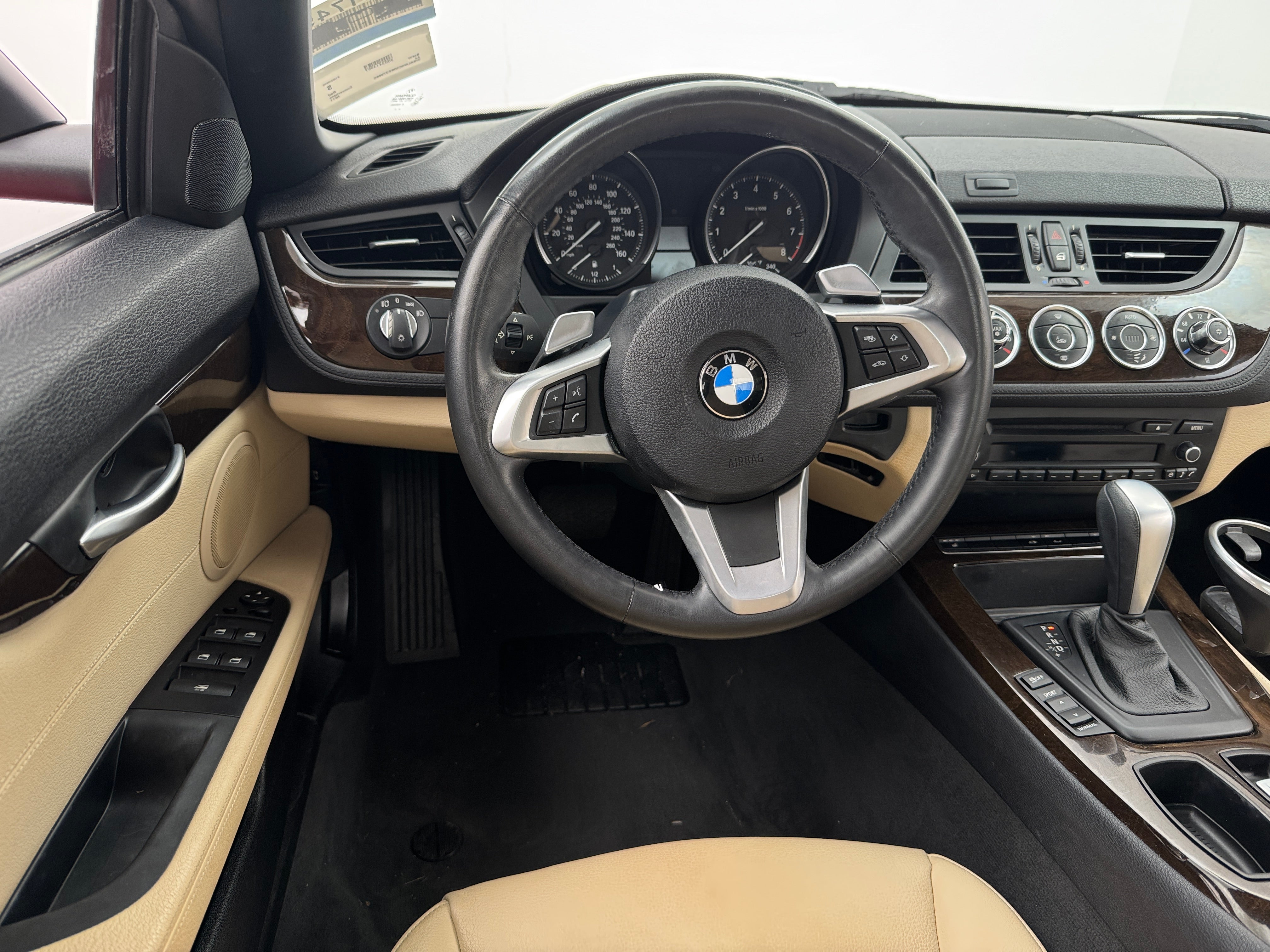 2011 BMW Z4 sDrive30i 5