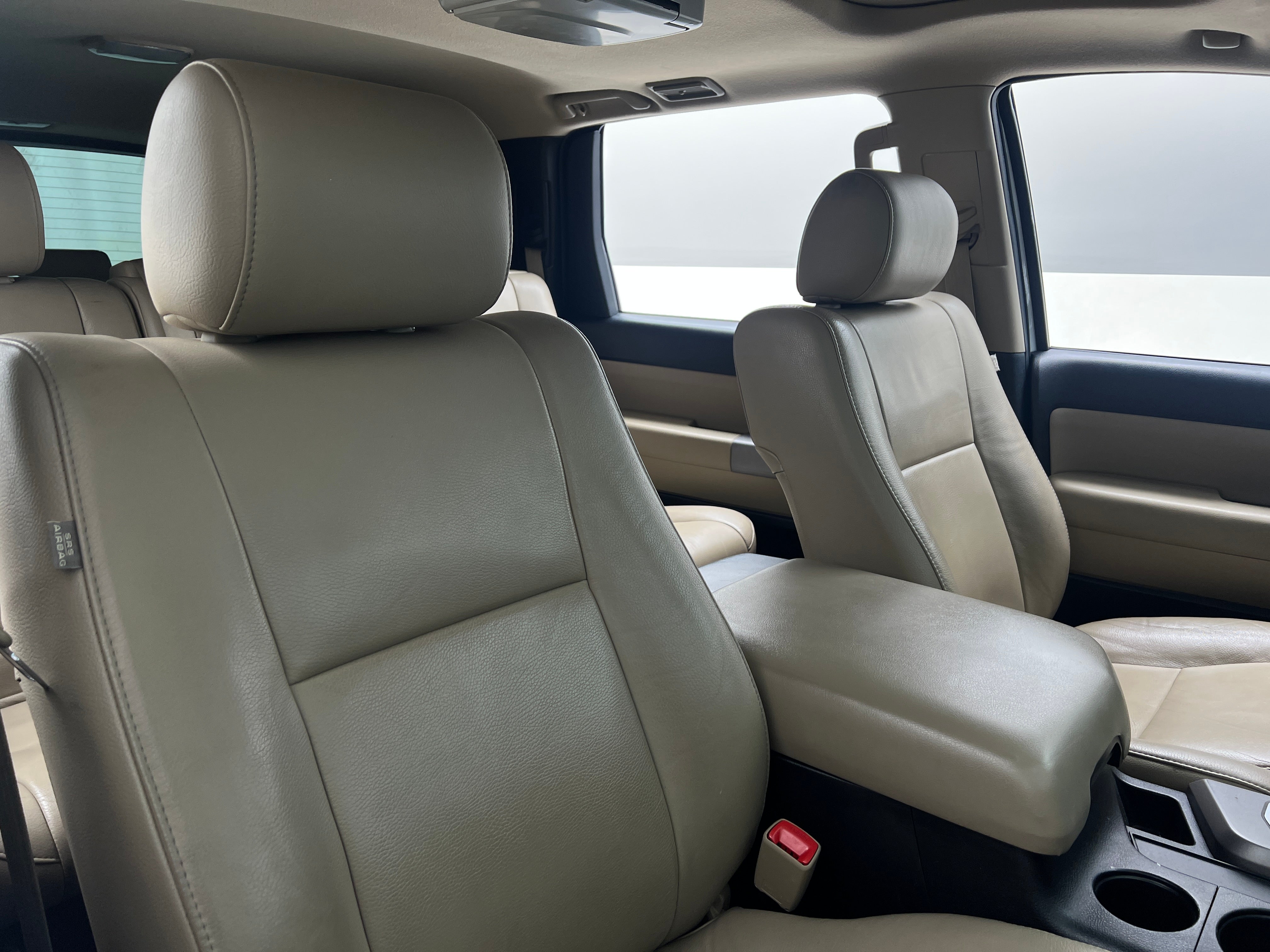 2014 Toyota Sequoia SR5 2