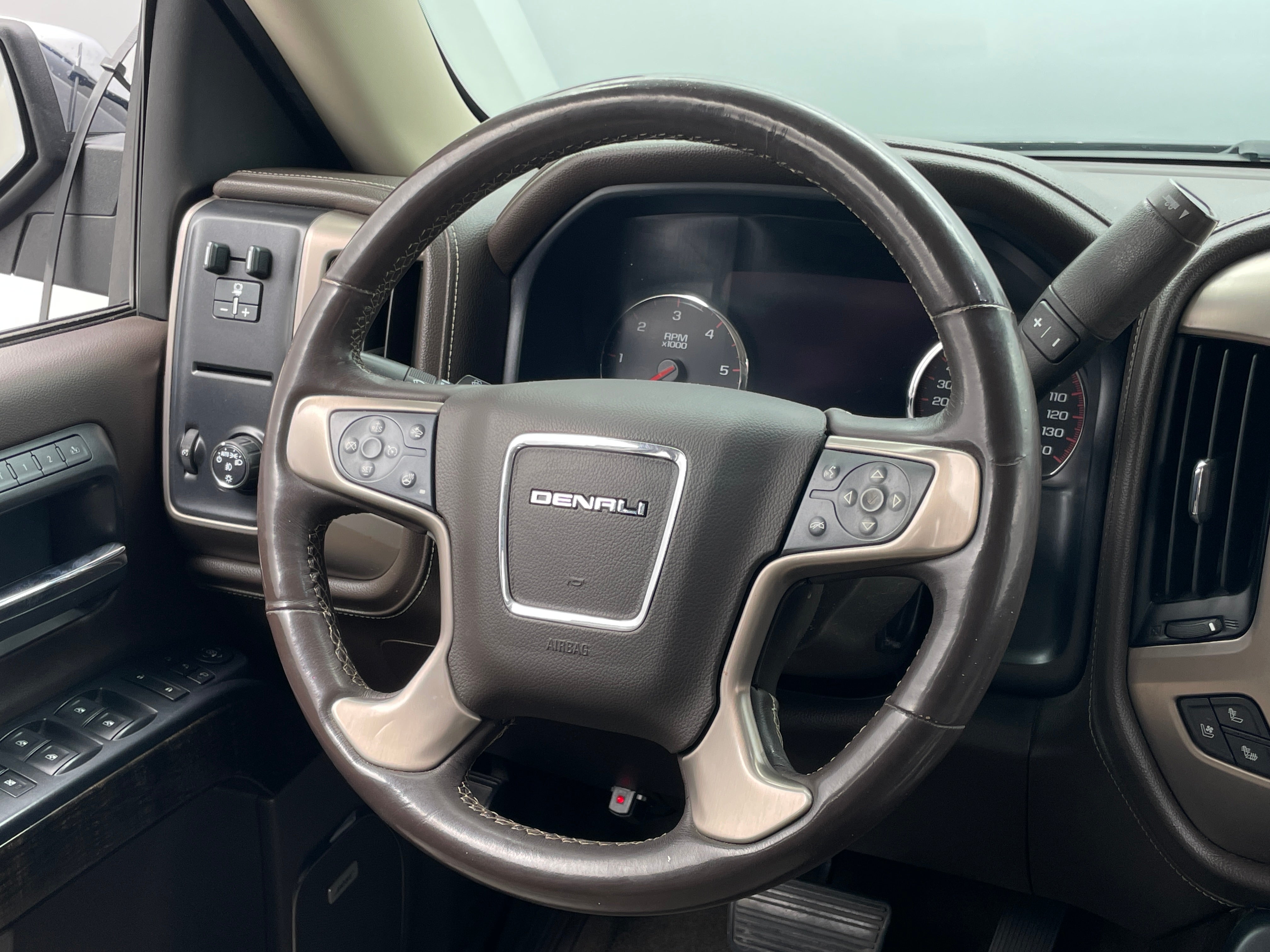 2016 GMC Sierra 1500 Denali 4