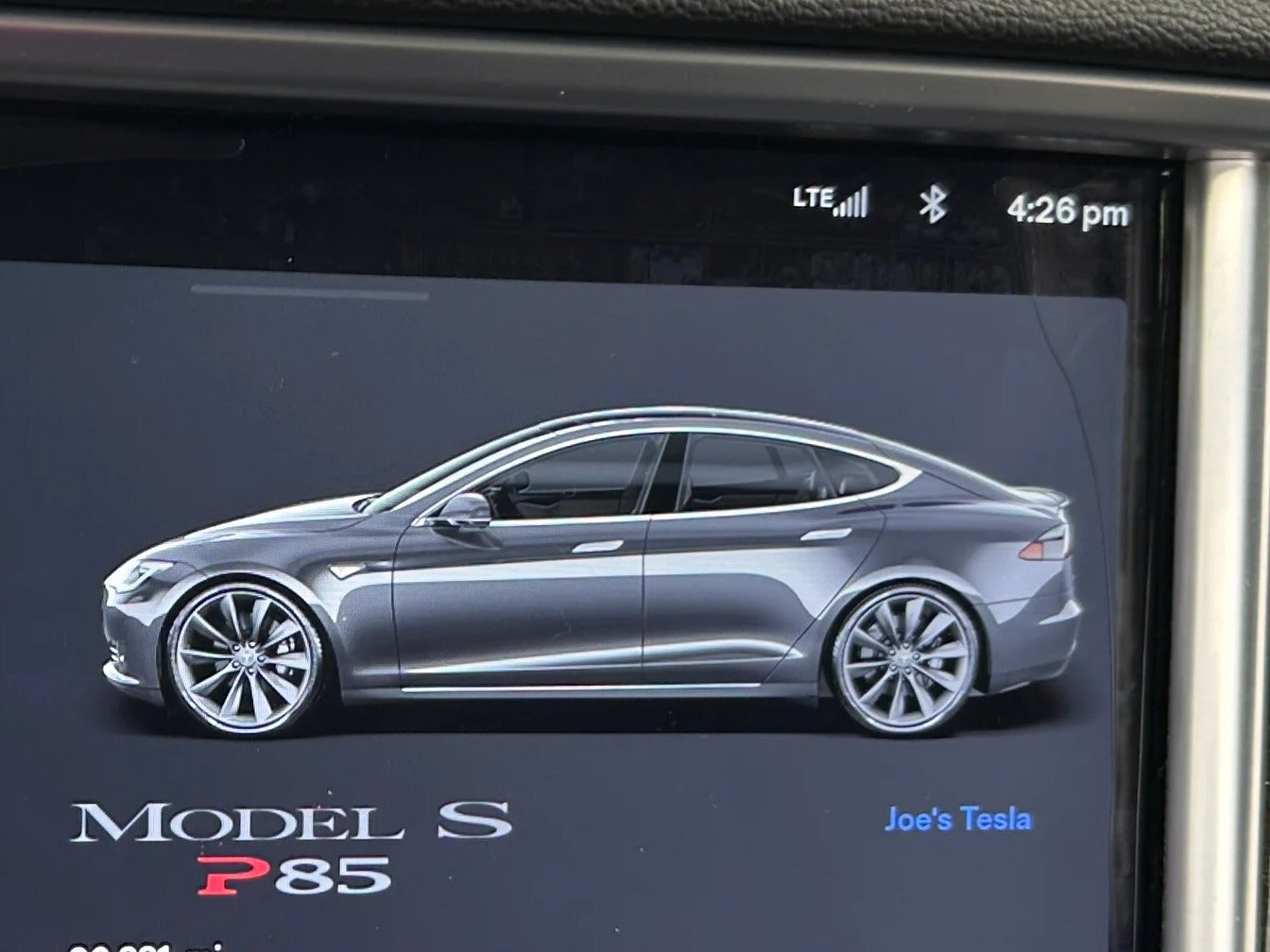 2014 Tesla Model S P85 3