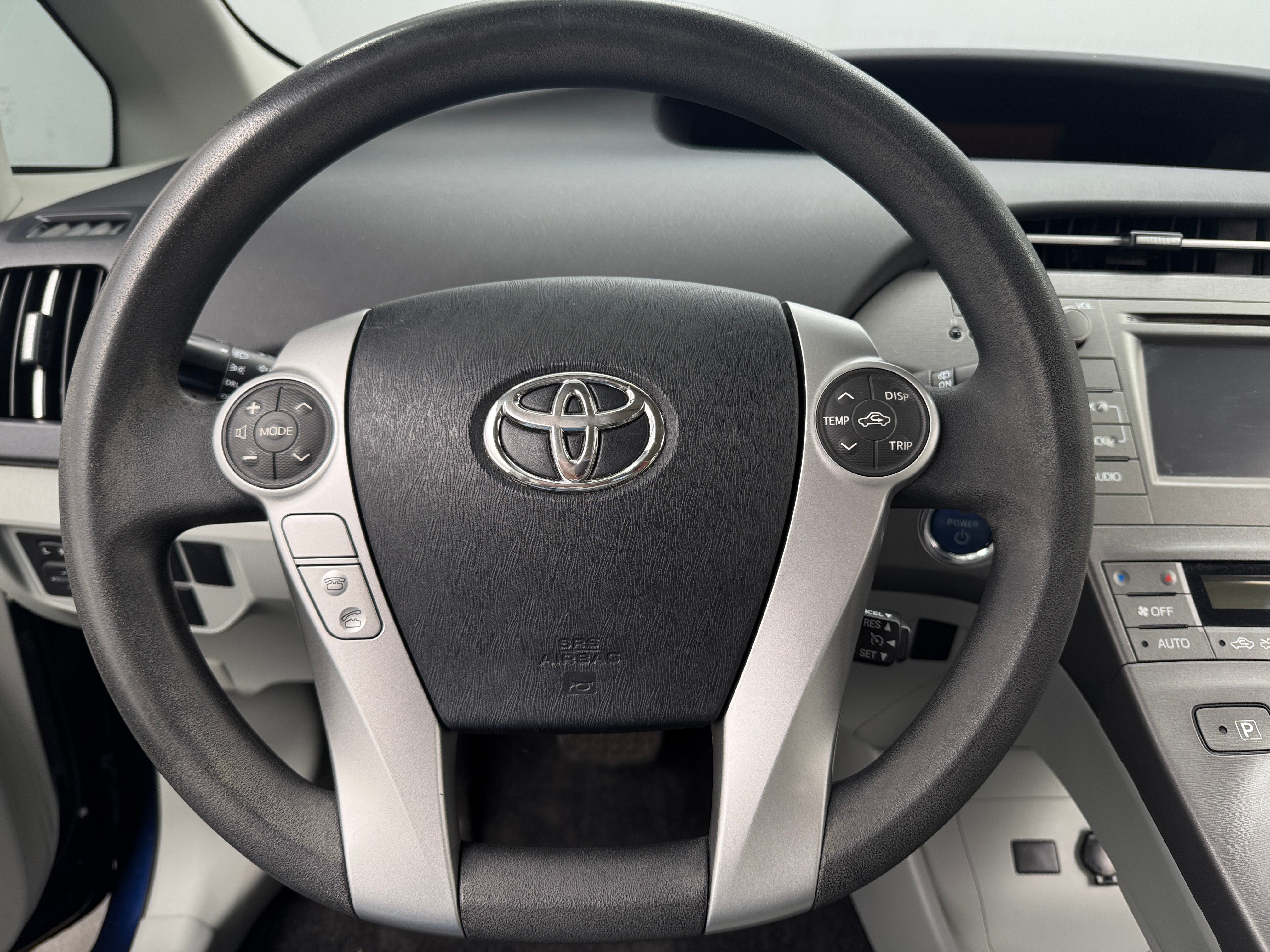 2015 Toyota Prius Two 5