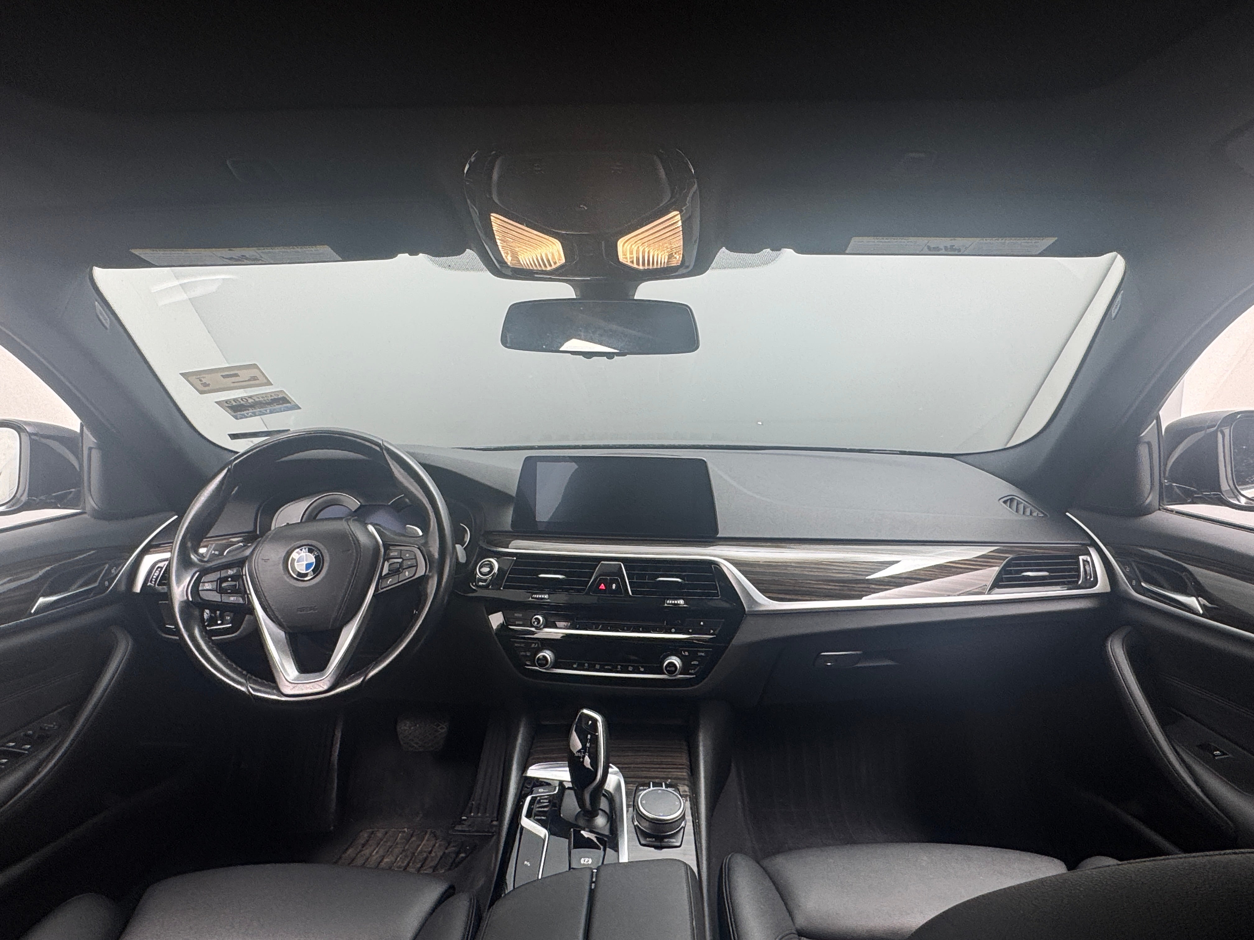 2019 BMW 5 Series 530i 3