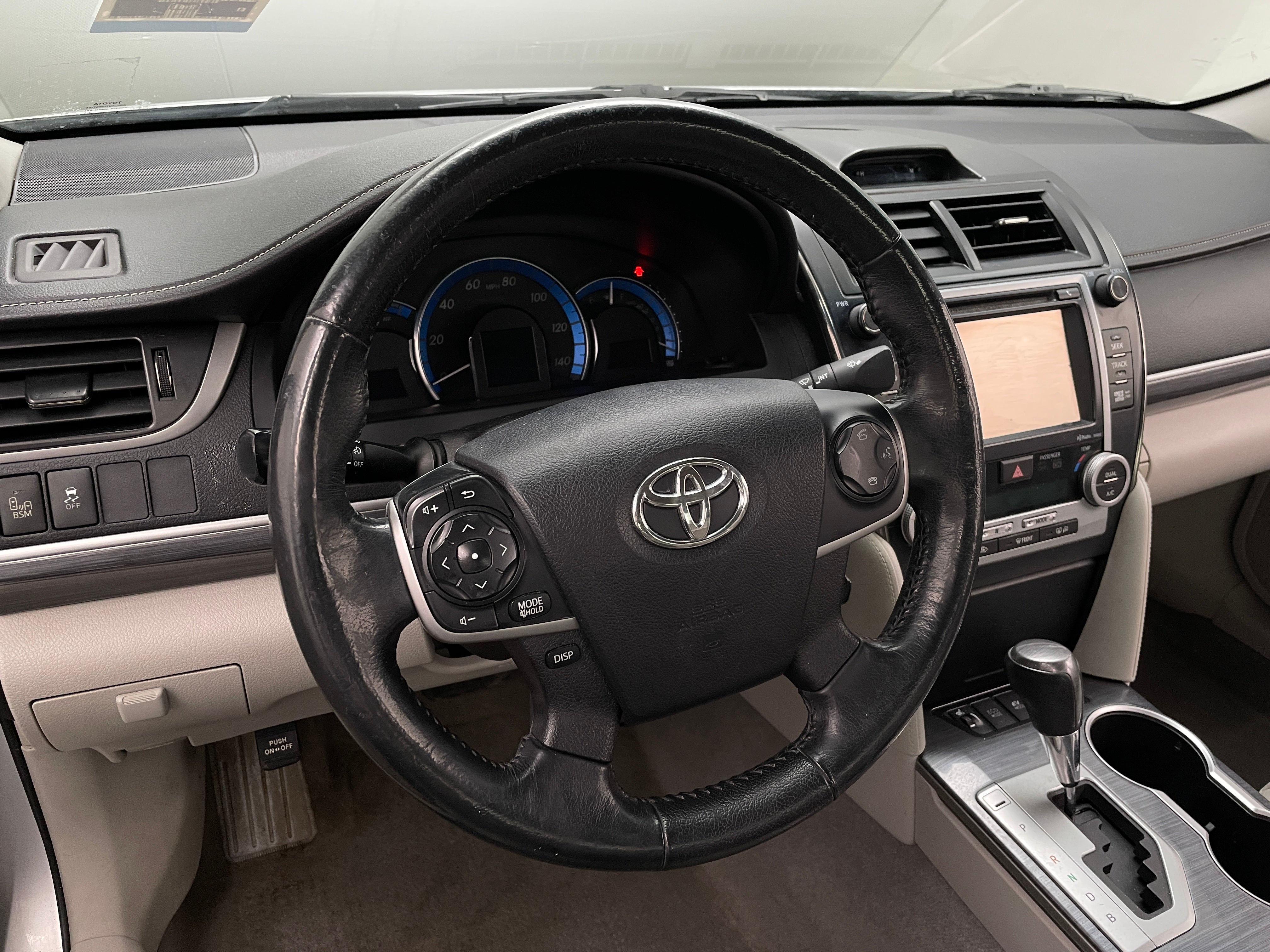 2014 Toyota Camry XLE 5