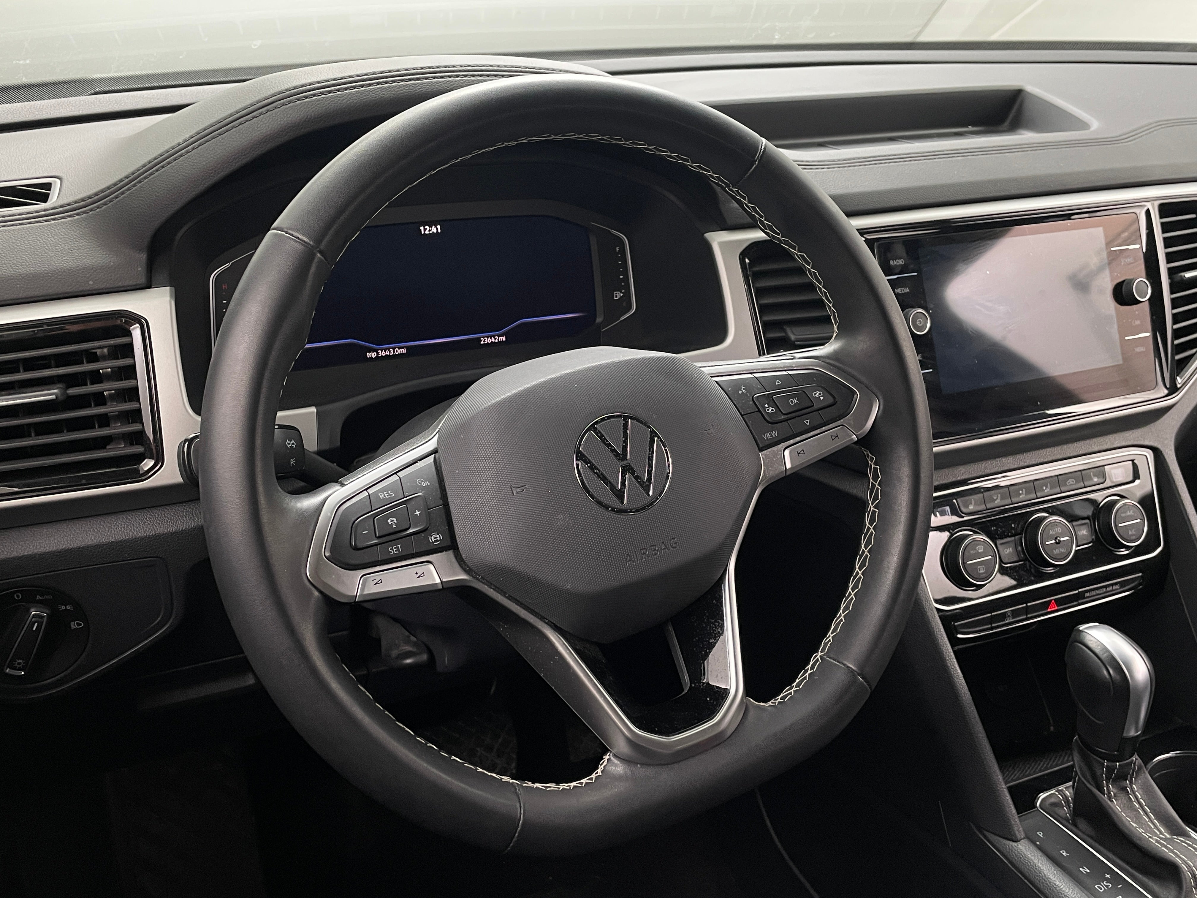 2023 Volkswagen Atlas SE 5