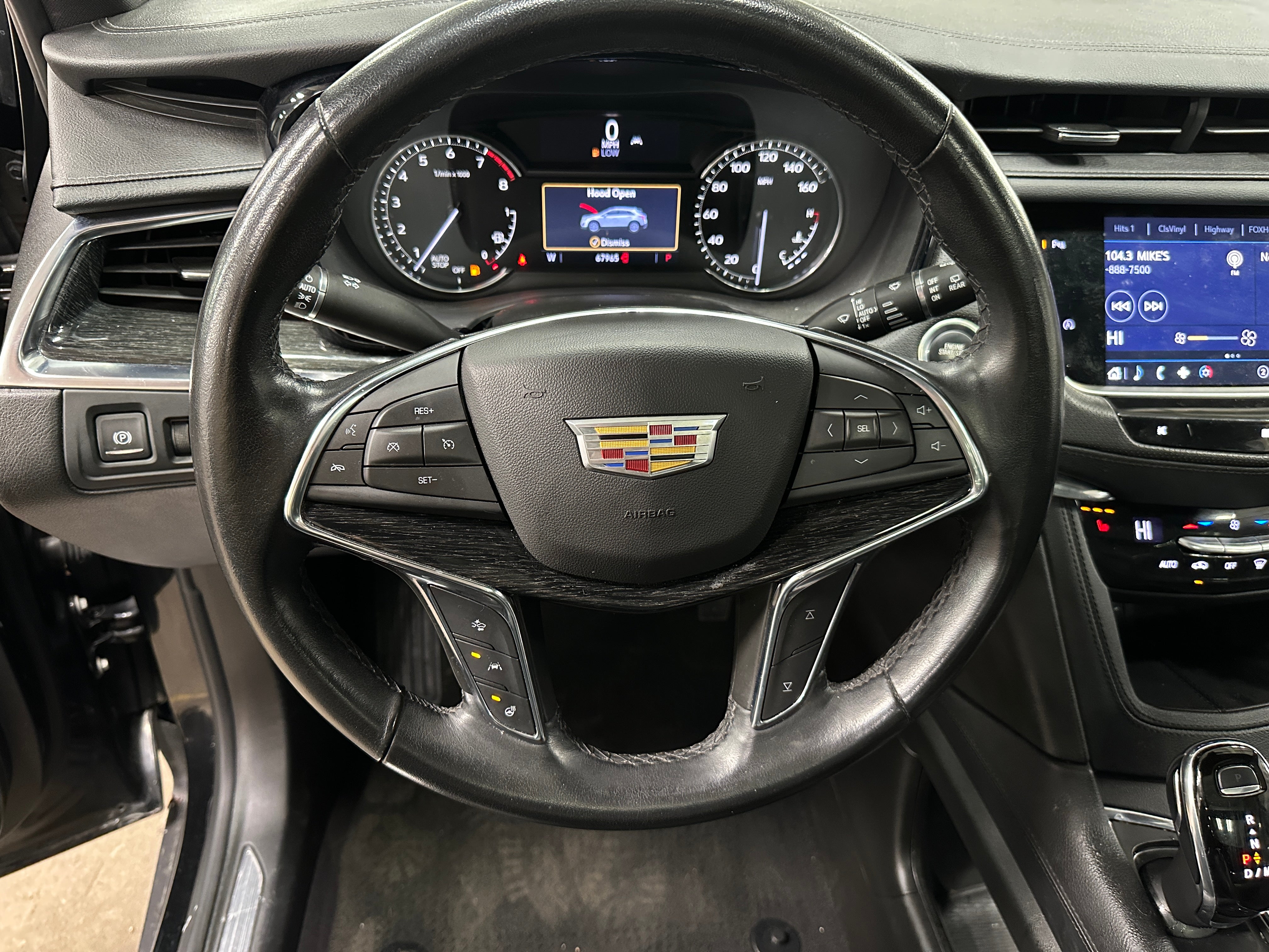 2021 Cadillac XT5 Premium Luxury 4