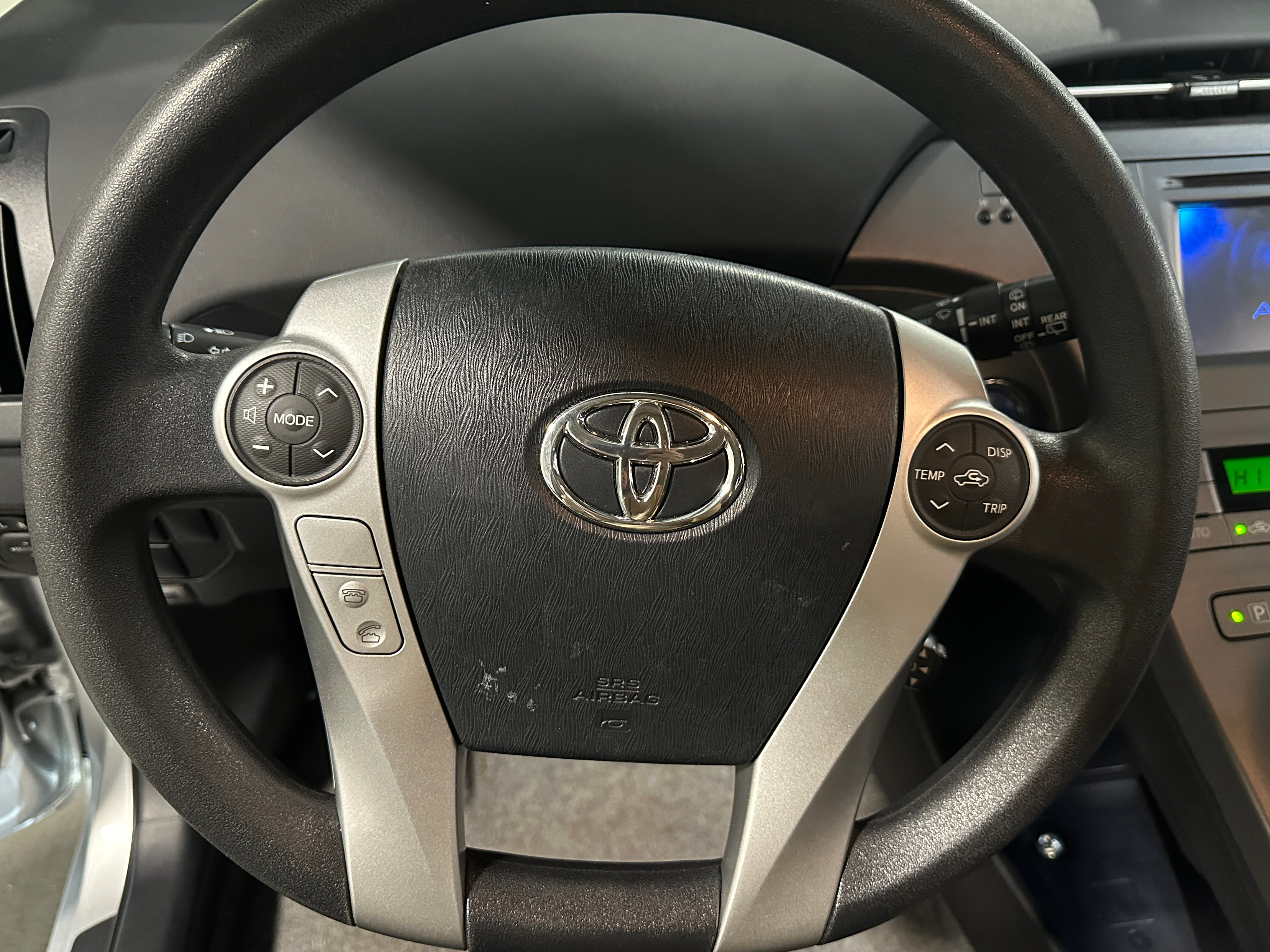 2015 Toyota Prius Two 5