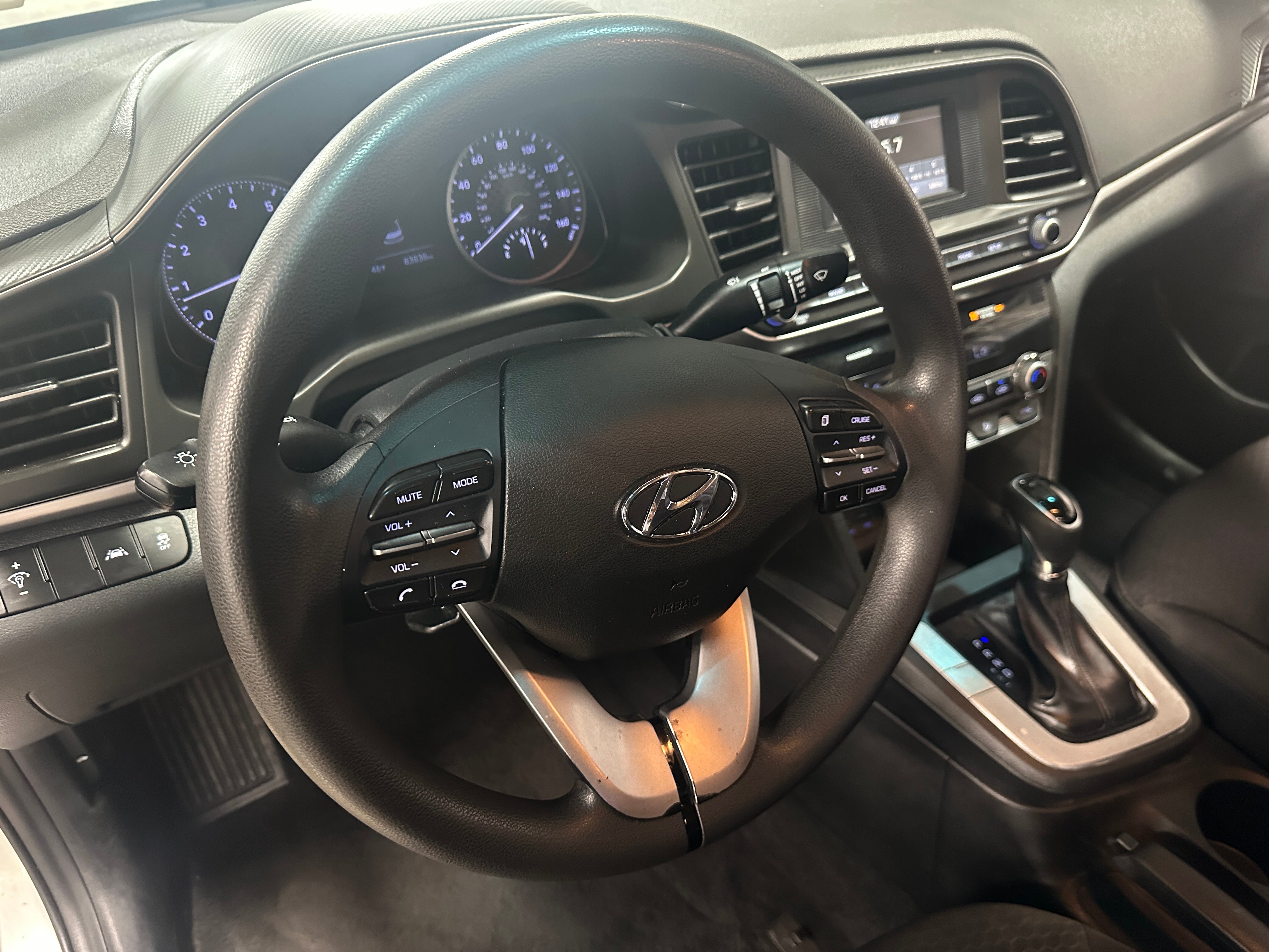 2020 Hyundai Elantra SE 5