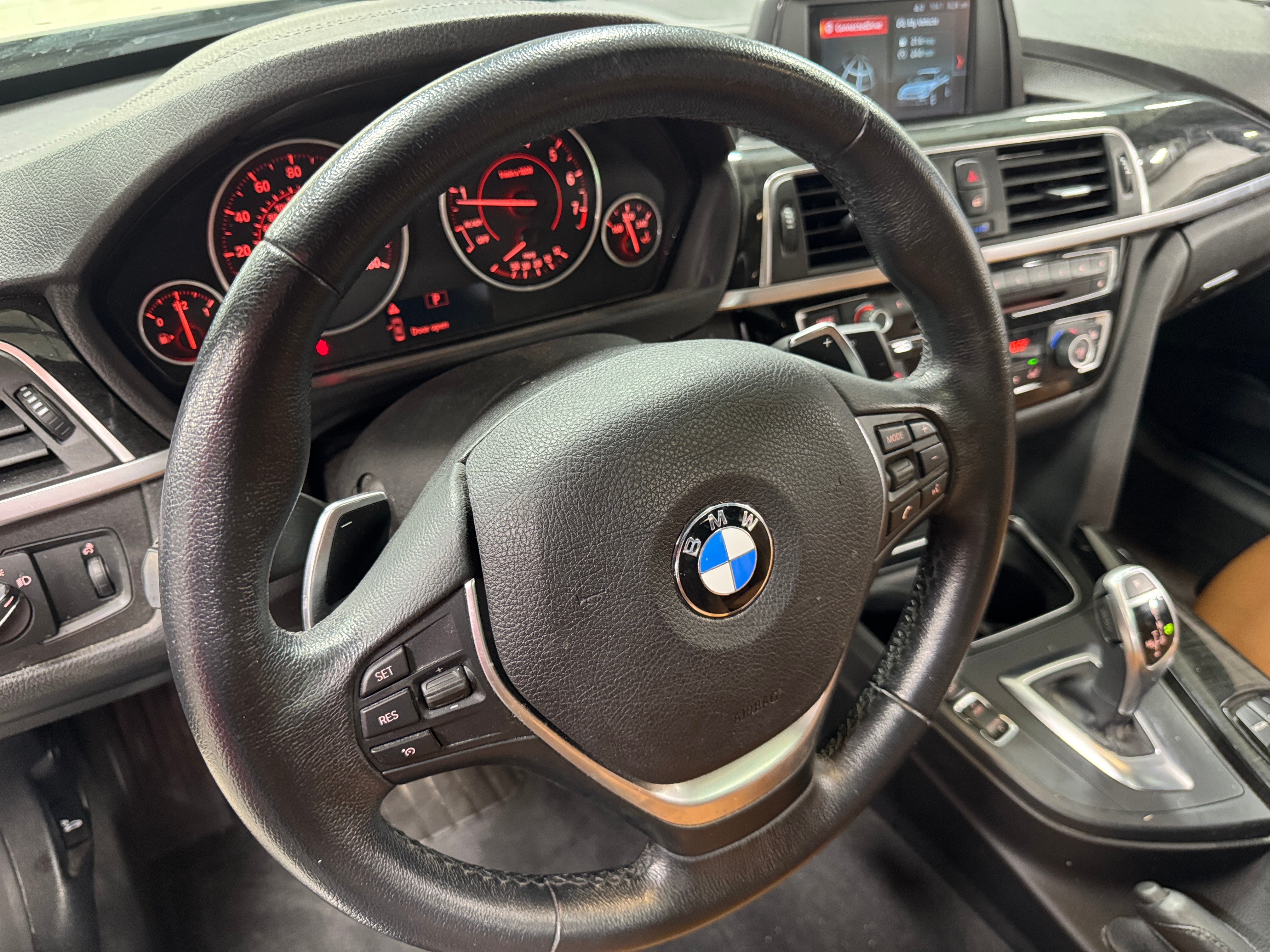 2018 BMW 3 Series 330i 5