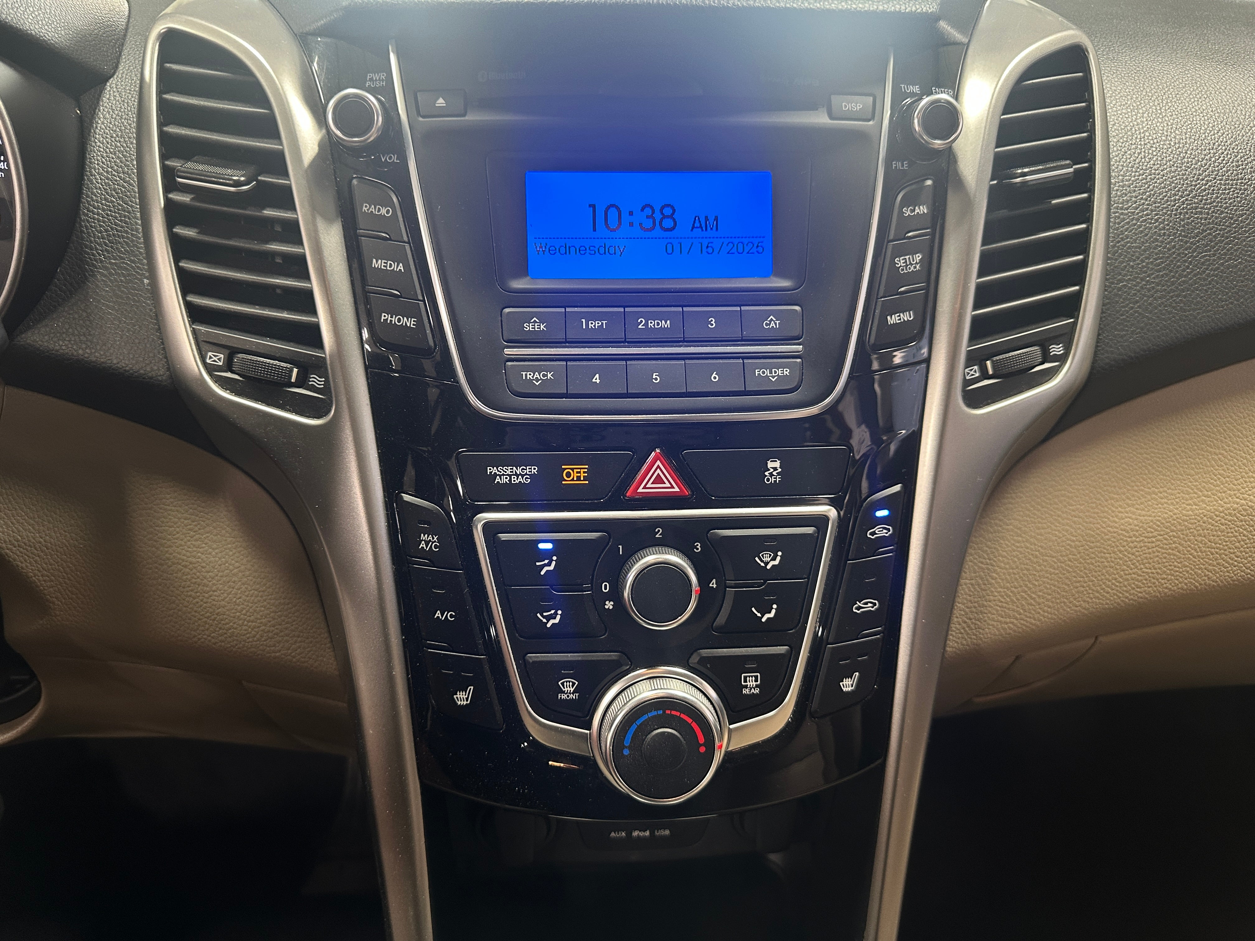 2016 Hyundai Elantra Base 4