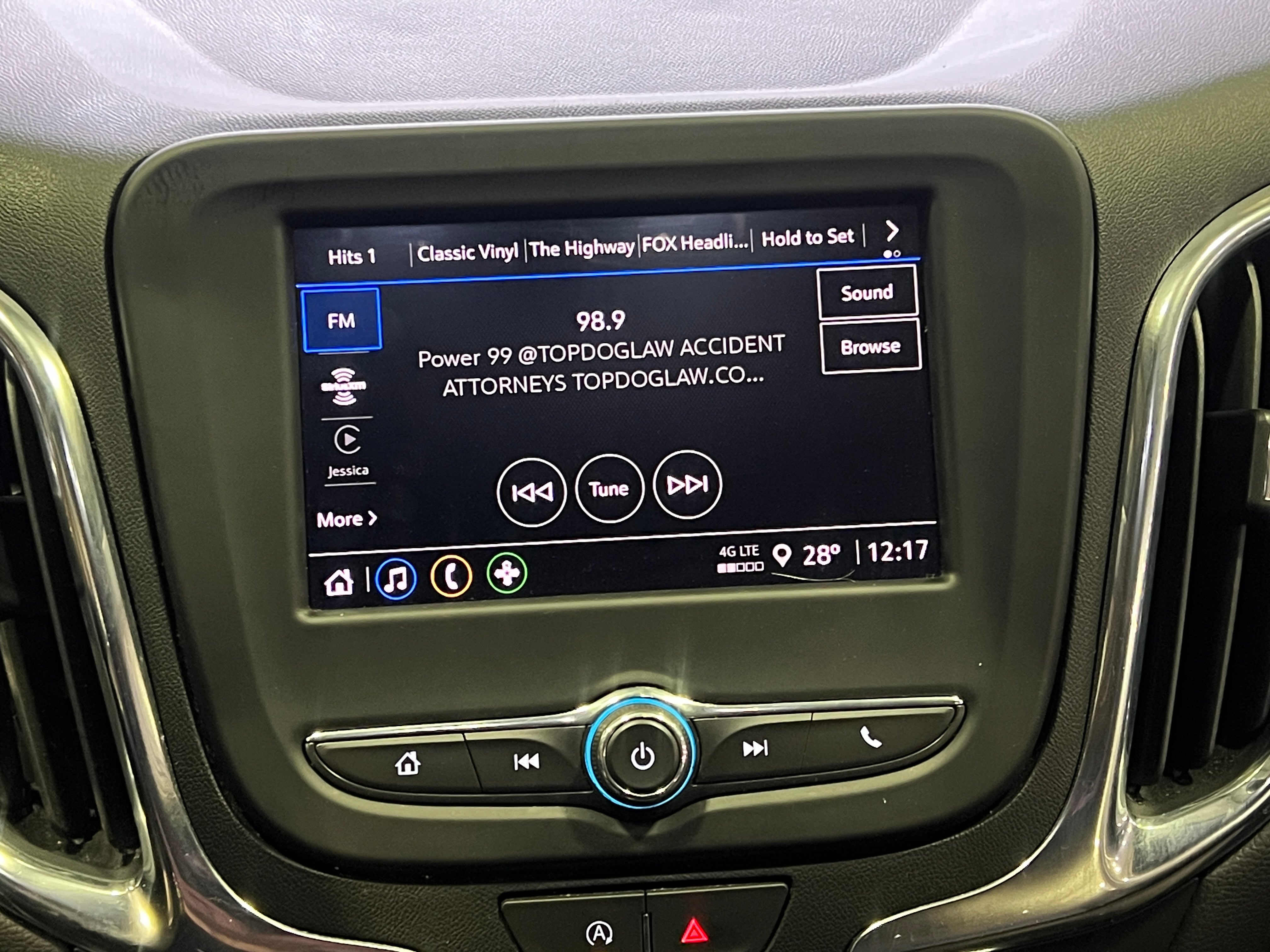 2023 Chevrolet Equinox LT 4