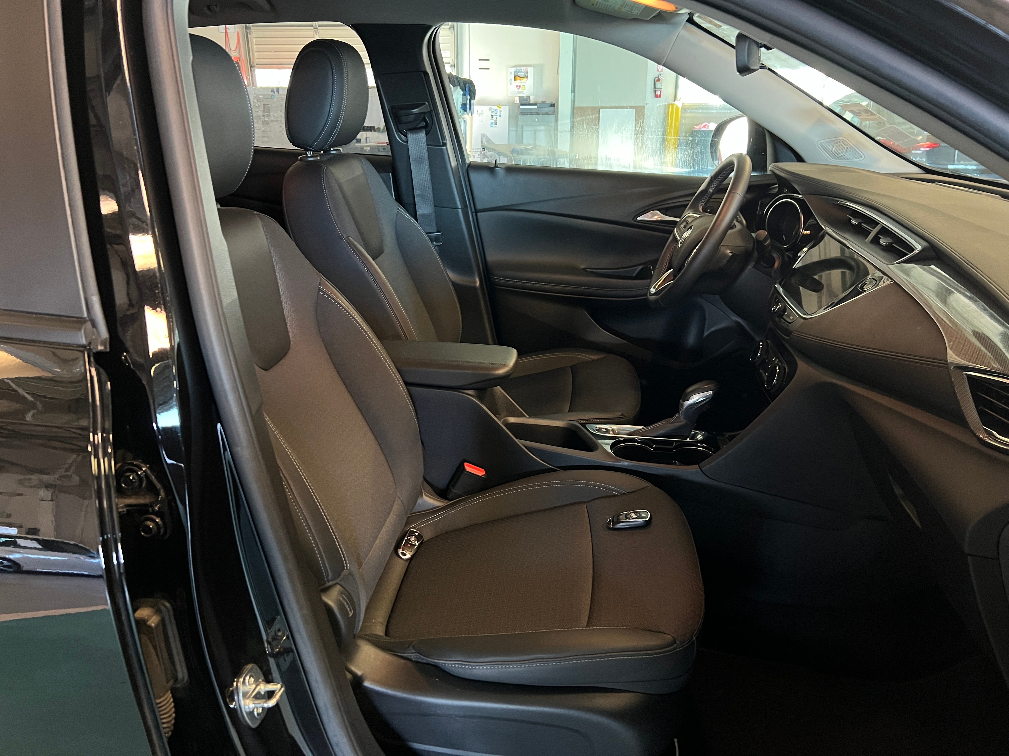 2022 Buick Encore GX Preferred 2