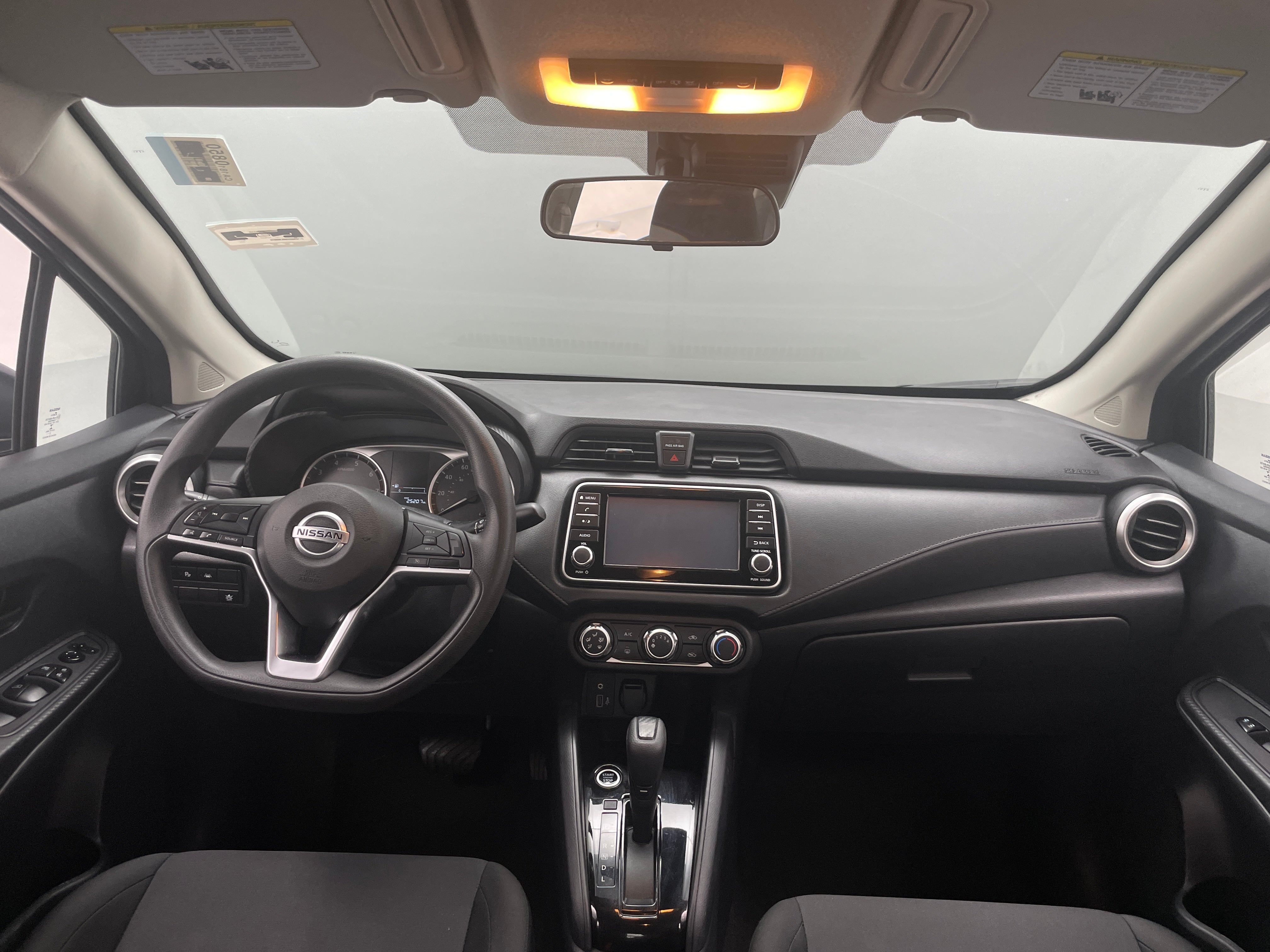 2021 Nissan Versa S 3