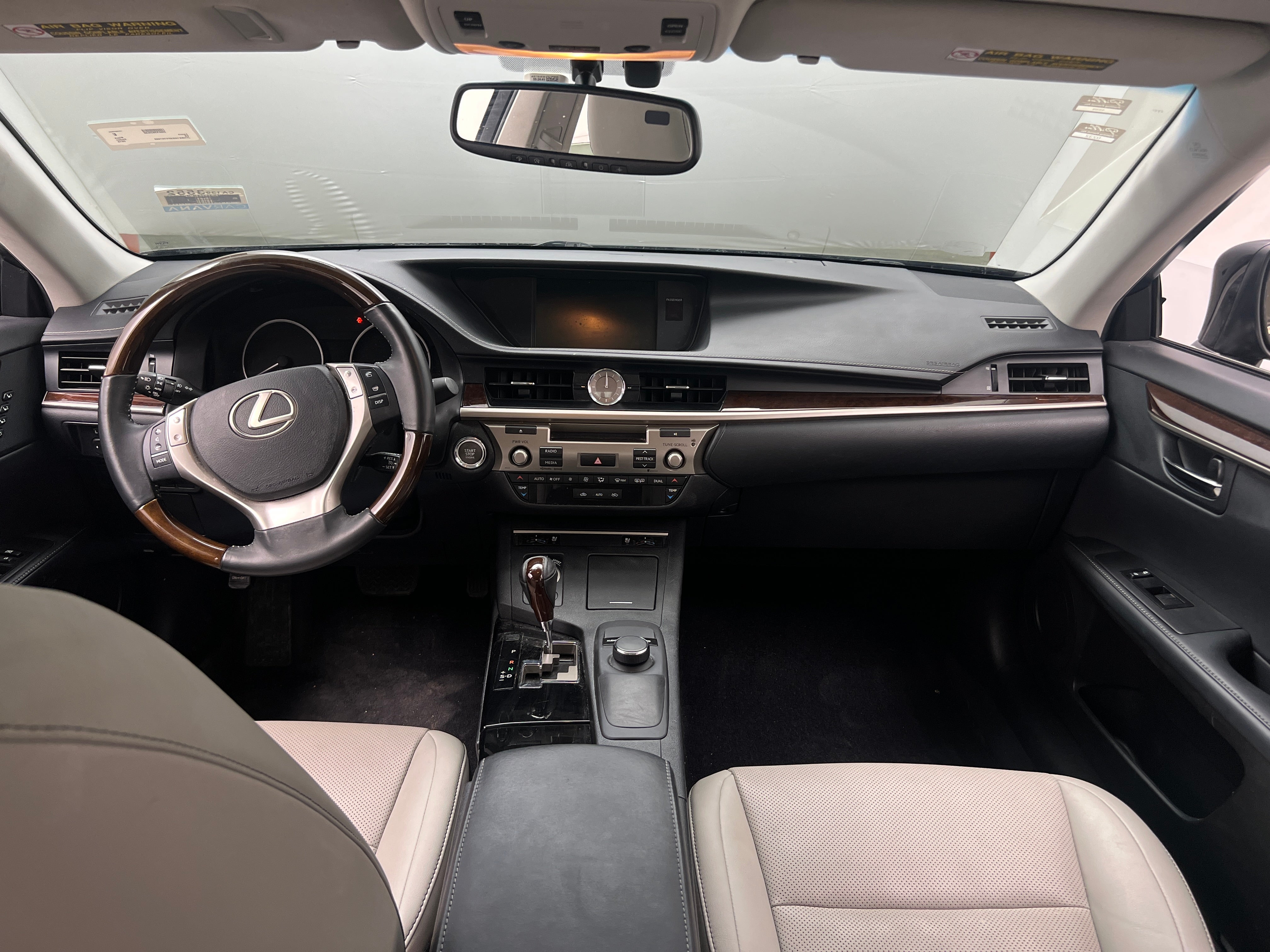 2015 Lexus ES 350 3